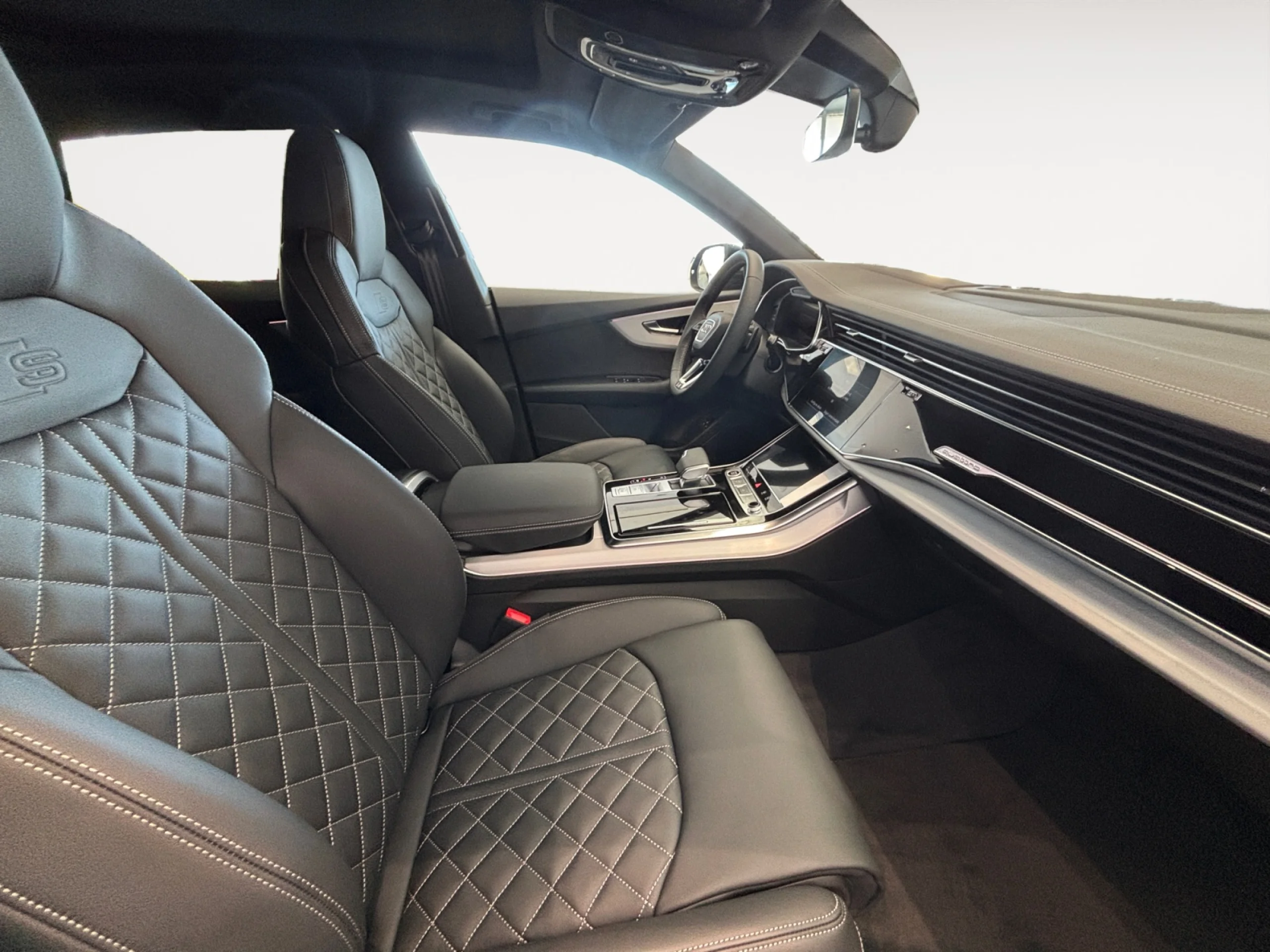 AUDI Q8 Q8 SUV  BLACK LINE TFSI E QUATTRO 290(394) KW(CV) TIPTRONIC - Foto 5
