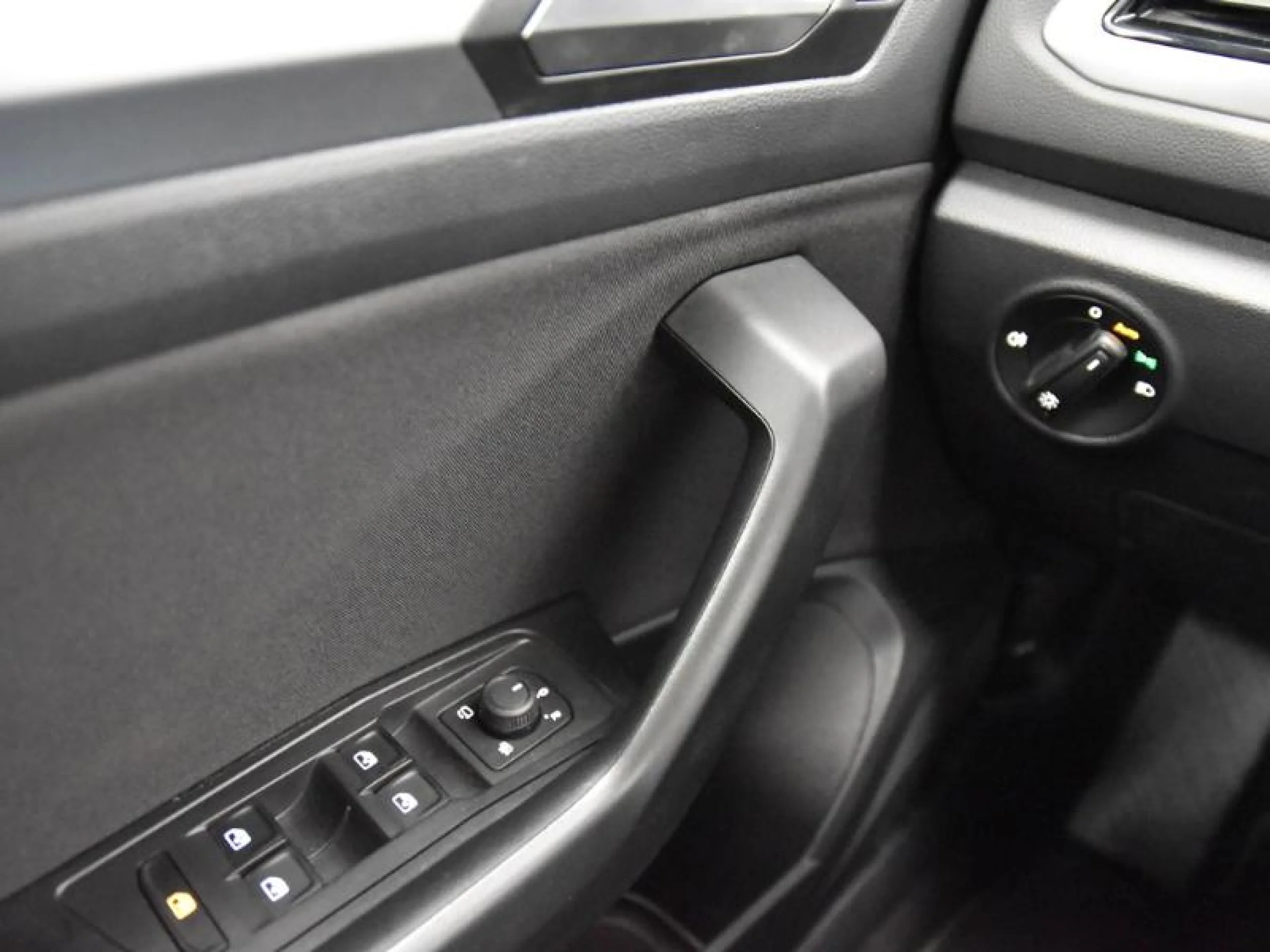 VOLKSWAGEN T ROC T ROC 1.0 TSI 81KW (110CV) - Foto 16