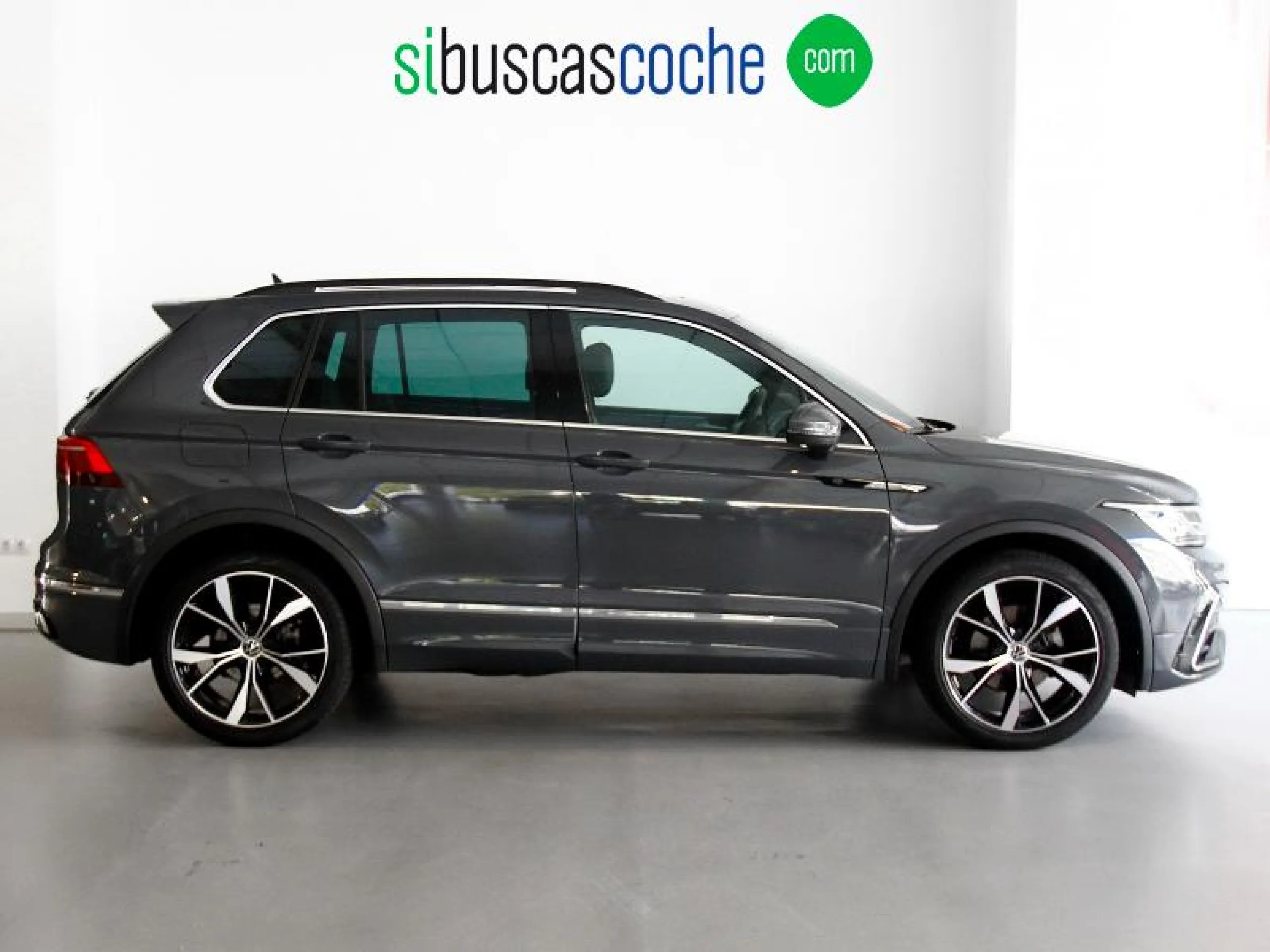 VOLKSWAGEN TIGUAN R LINE 1.5 TSI 110KW (150CV) DSG - Foto 3