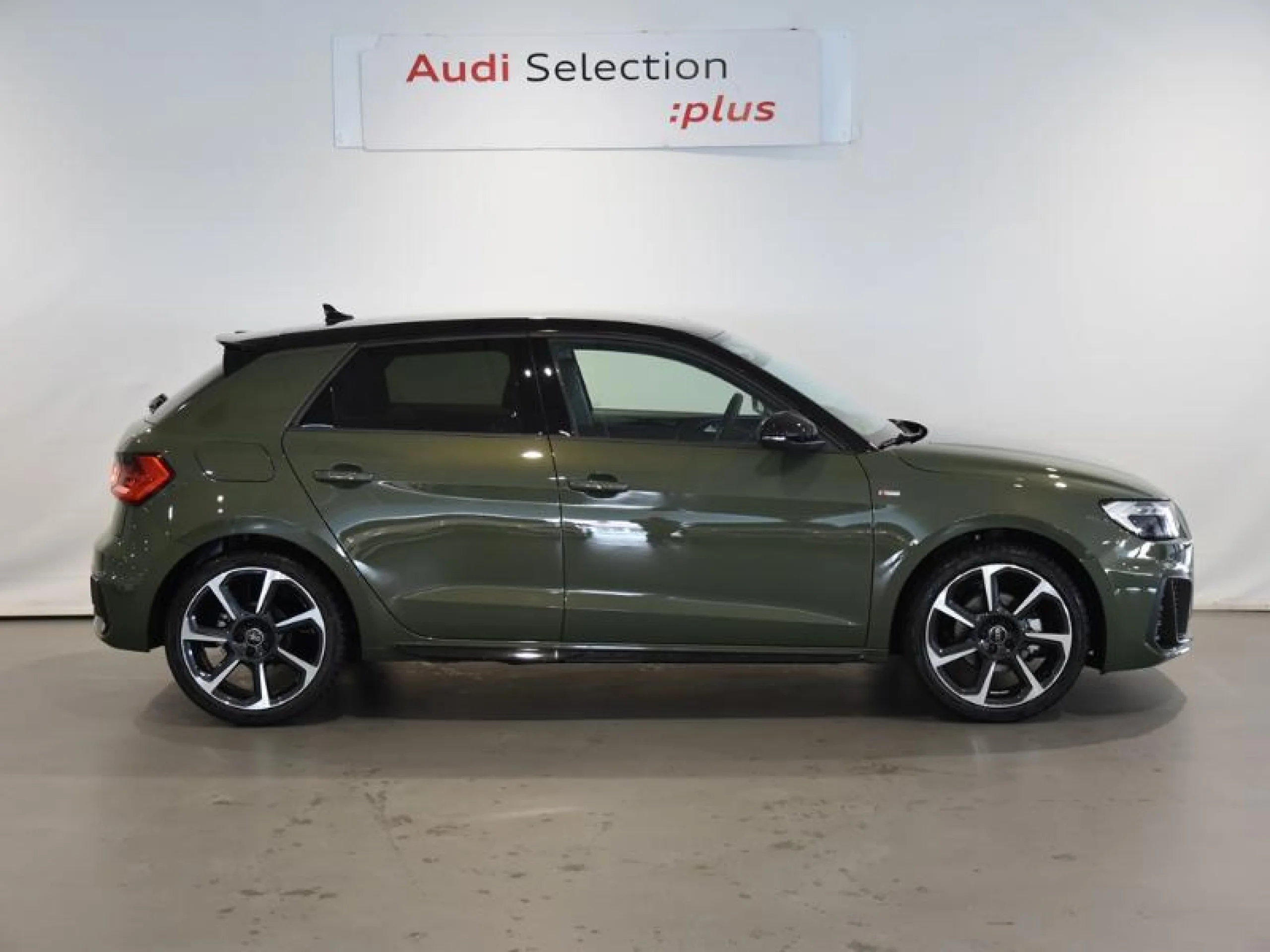 AUDI A1 SPORTBACK ADRENAL BLACK 30TFSI 85KW S TR - Foto 3