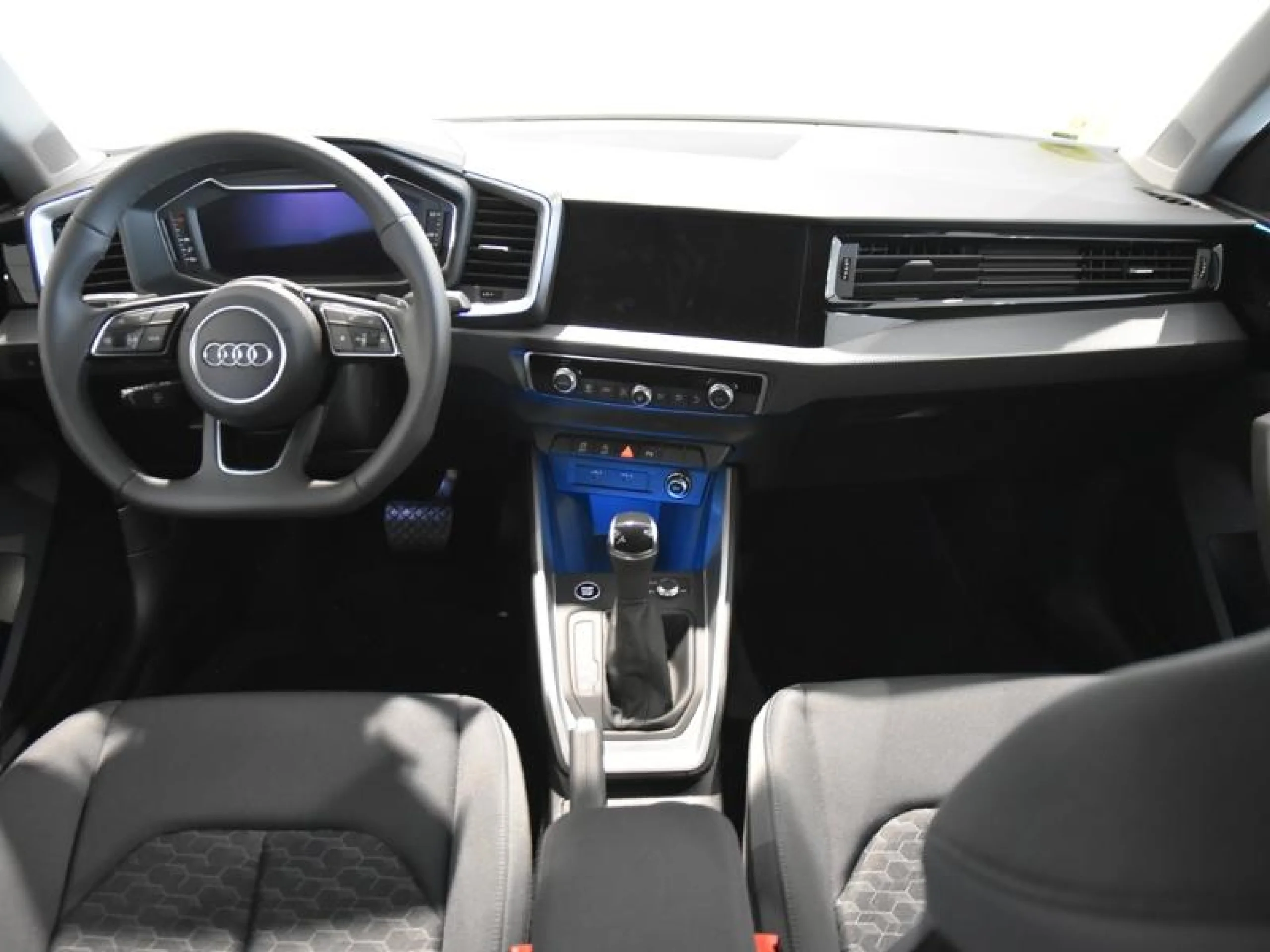 AUDI A1 SPORTBACK ADRENAL BLACK 30TFSI 85KW S TR - Foto 4