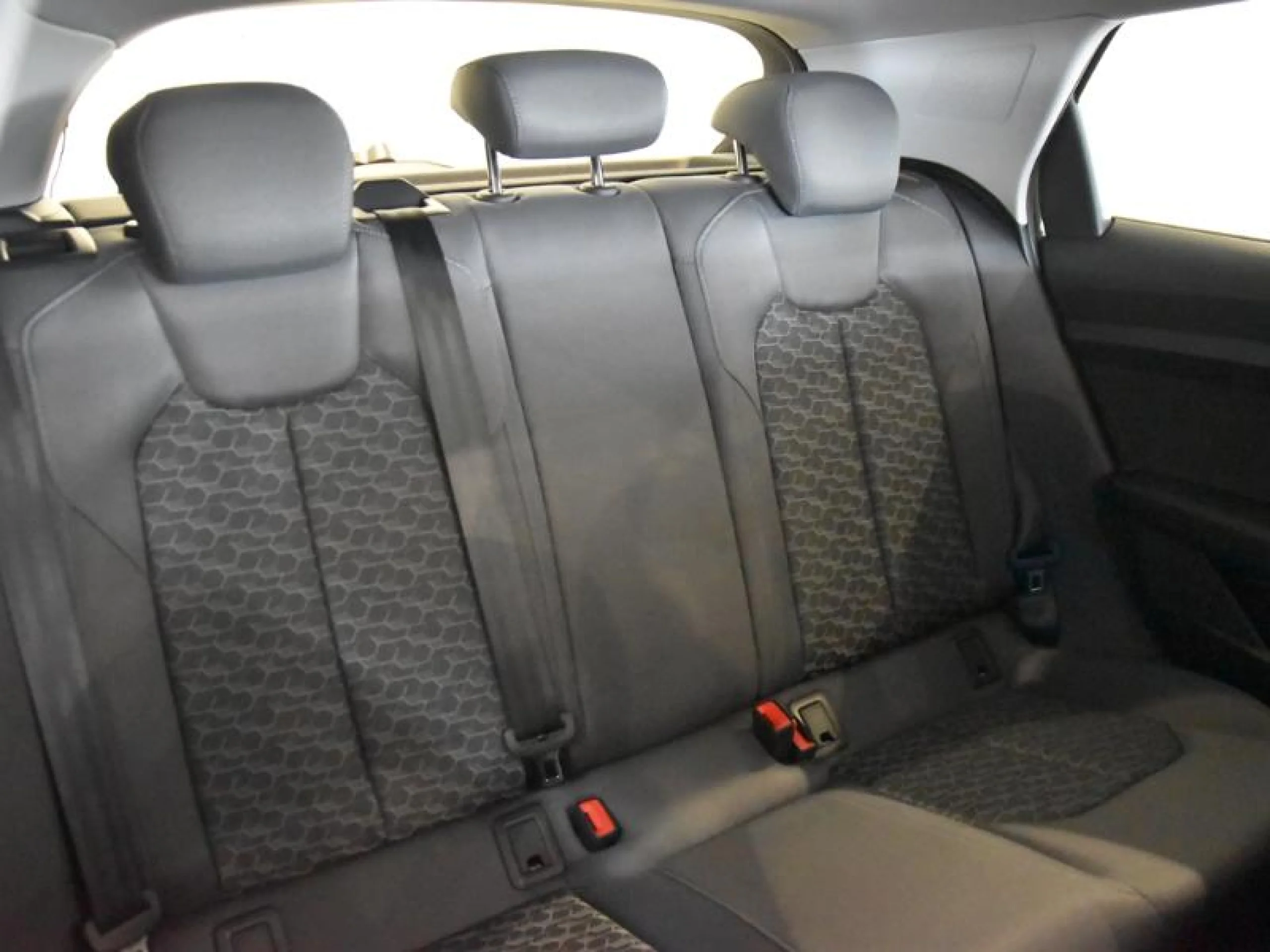 AUDI A1 SPORTBACK ADRENAL BLACK 30TFSI 85KW S TR - Foto 5