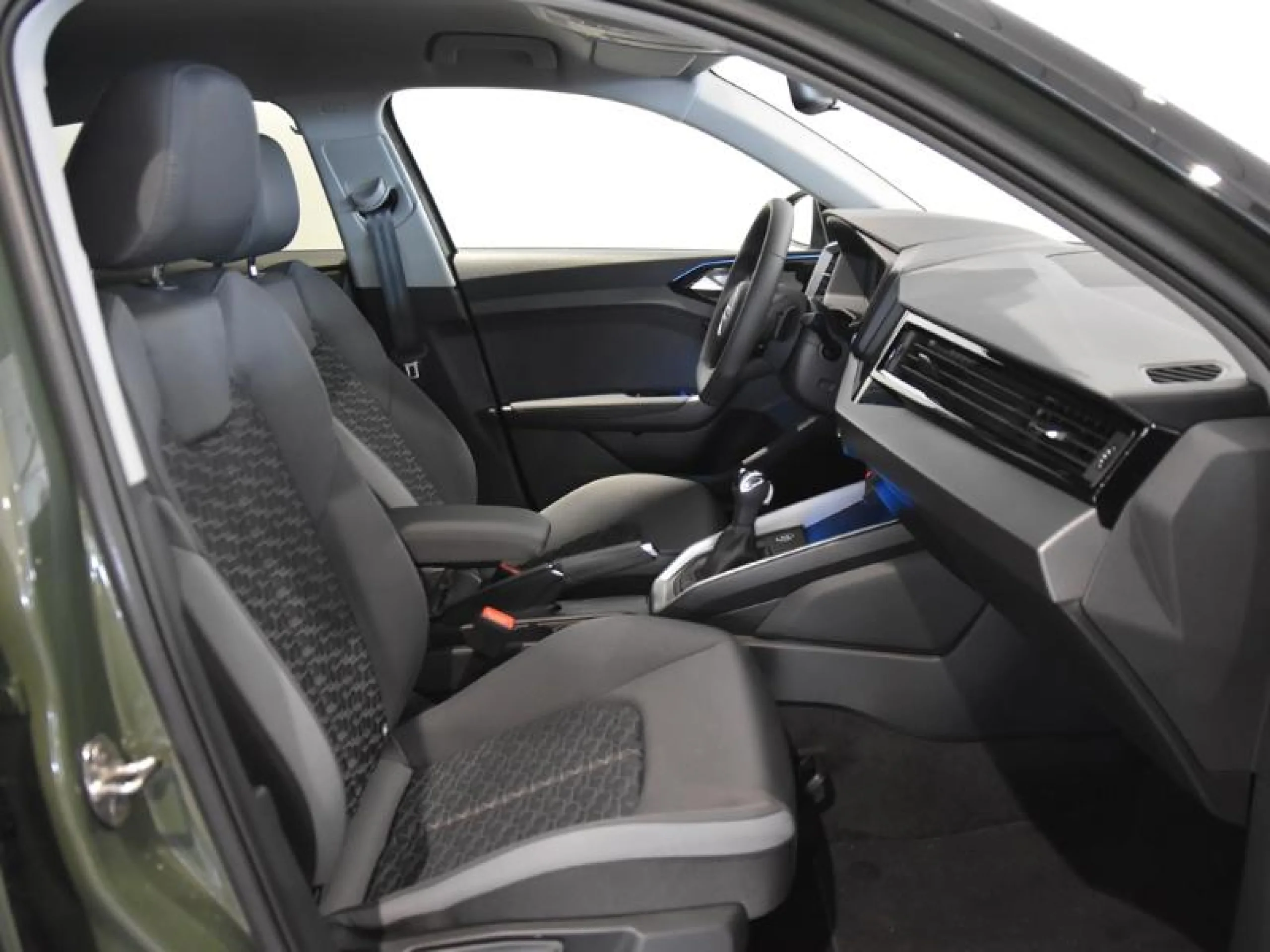 AUDI A1 SPORTBACK ADRENAL BLACK 30TFSI 85KW S TR - Foto 6