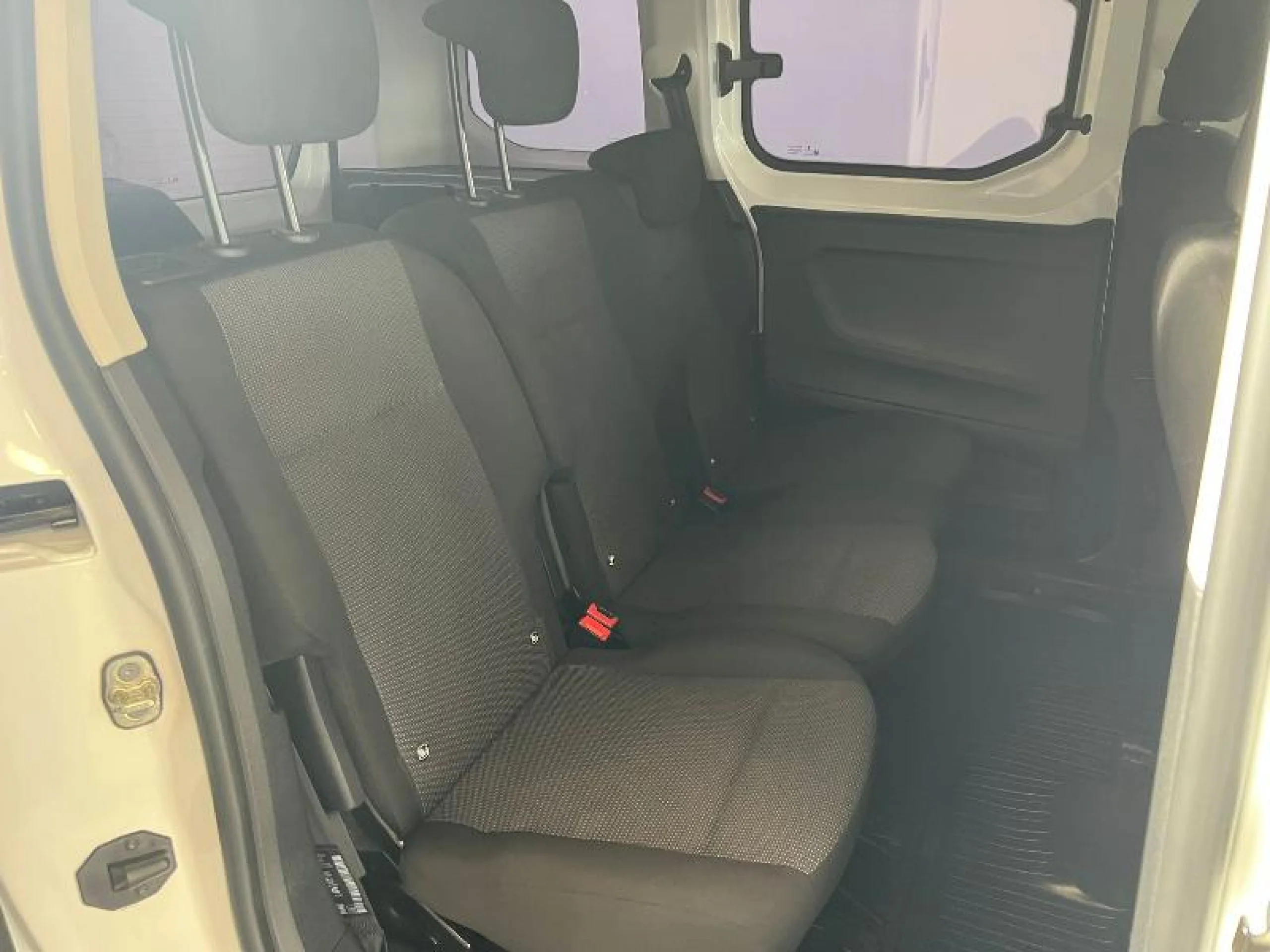 TOYOTA SIN ESPECFICAR PRACE VERSO CITY 1.5D 100CV - Foto 10