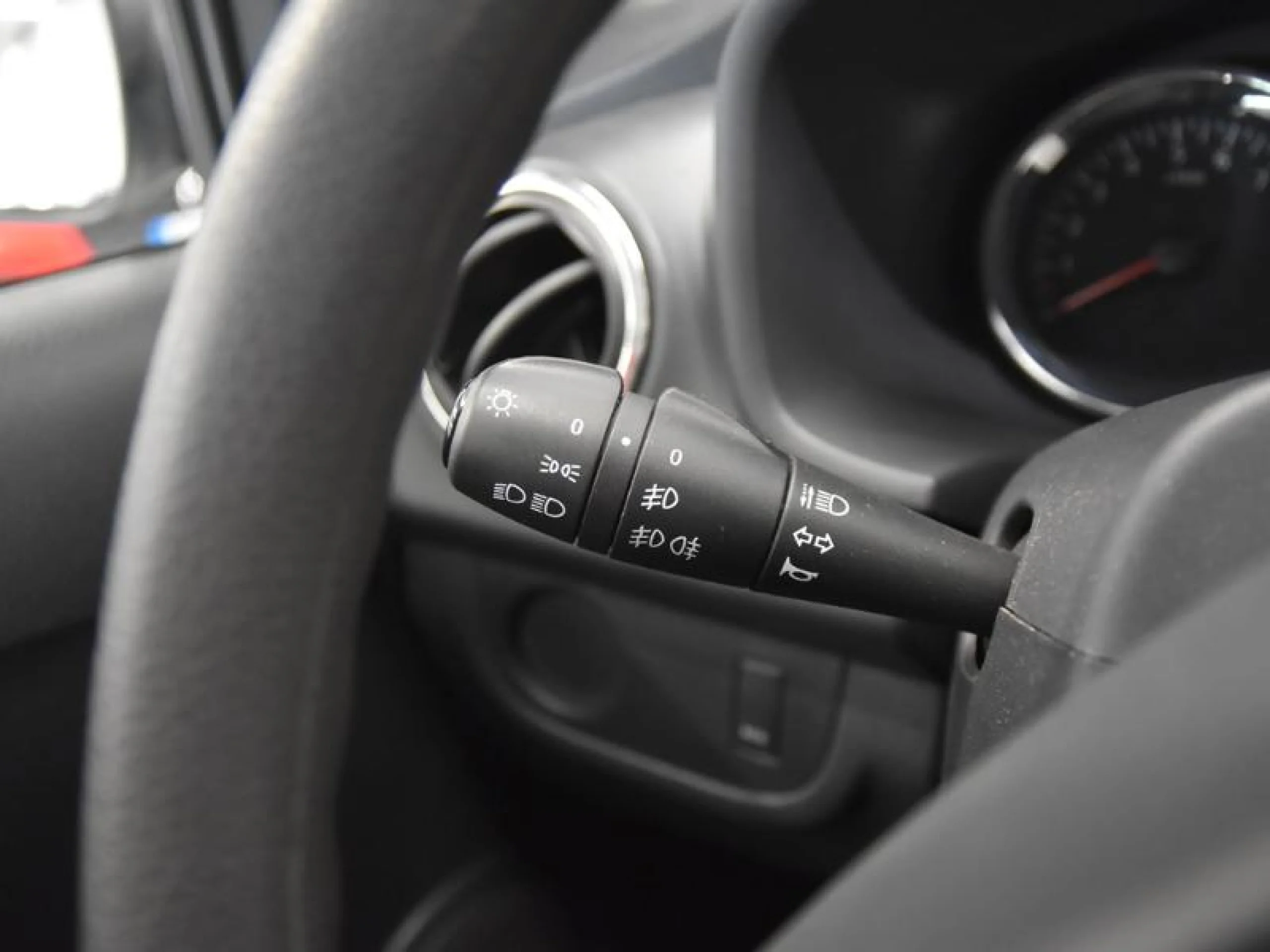 DACIA SANDERO STEPWAY DCI 66KW (90CV) - Foto 14