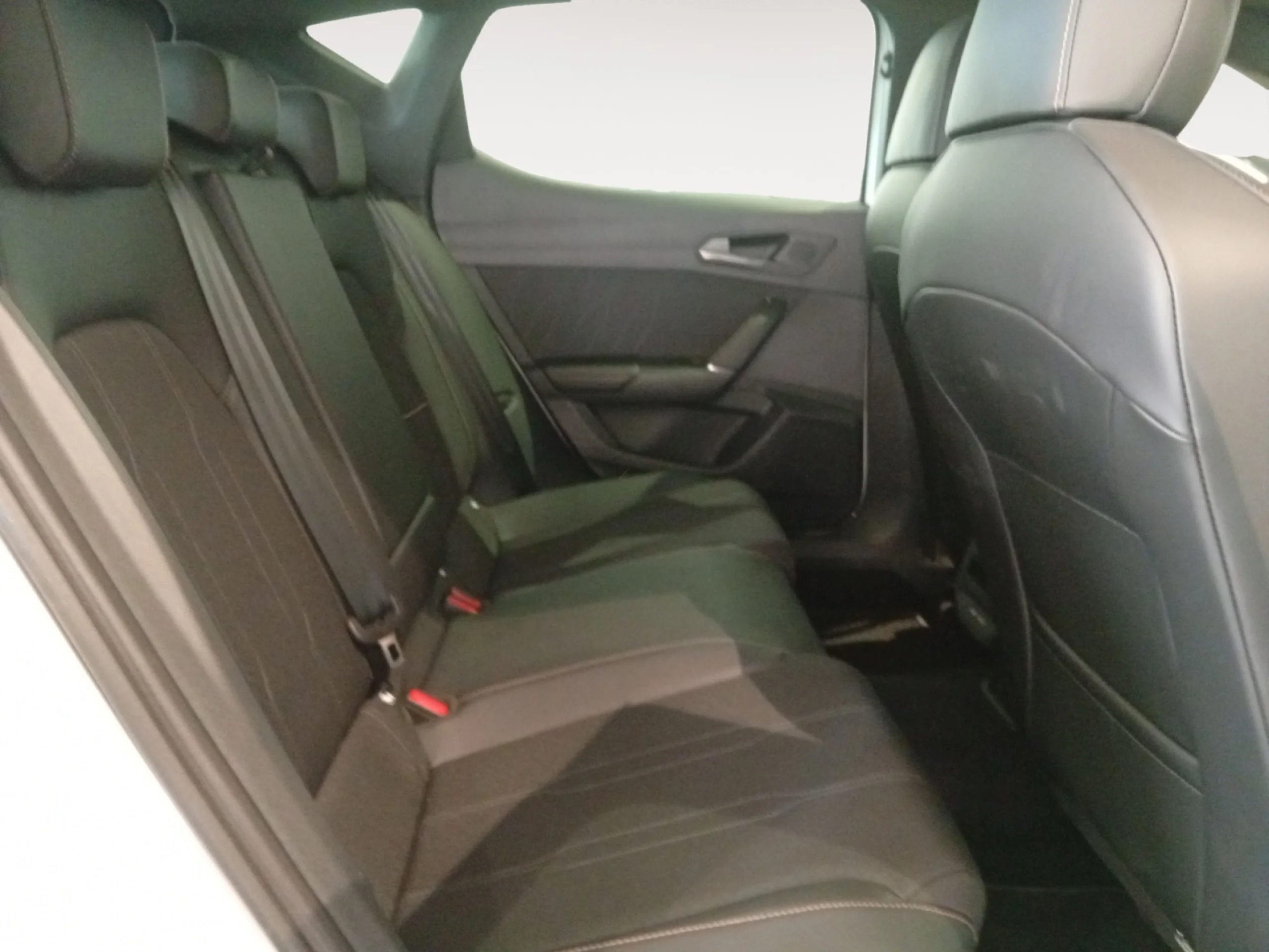 CUPRA LEON 1.5 TSI E HYBRID 150W (204CV) DSG - Foto 6