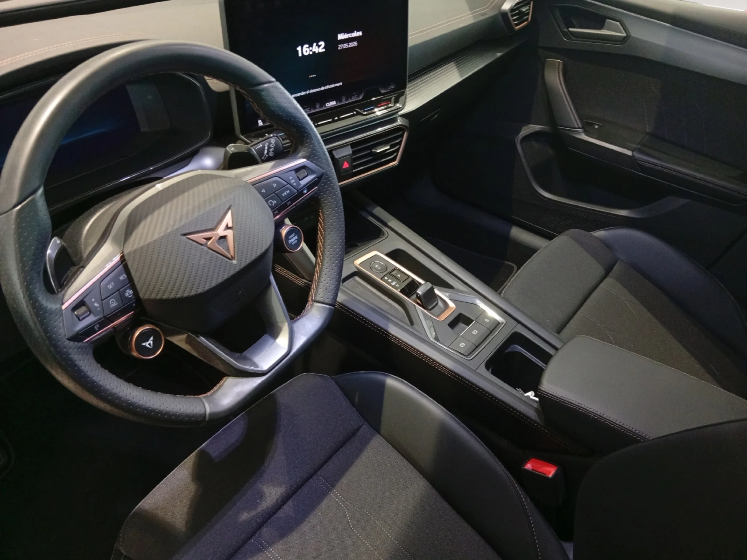 CUPRA LEON 1.5 TSI E HYBRID 150W (204CV) DSG - Foto 10