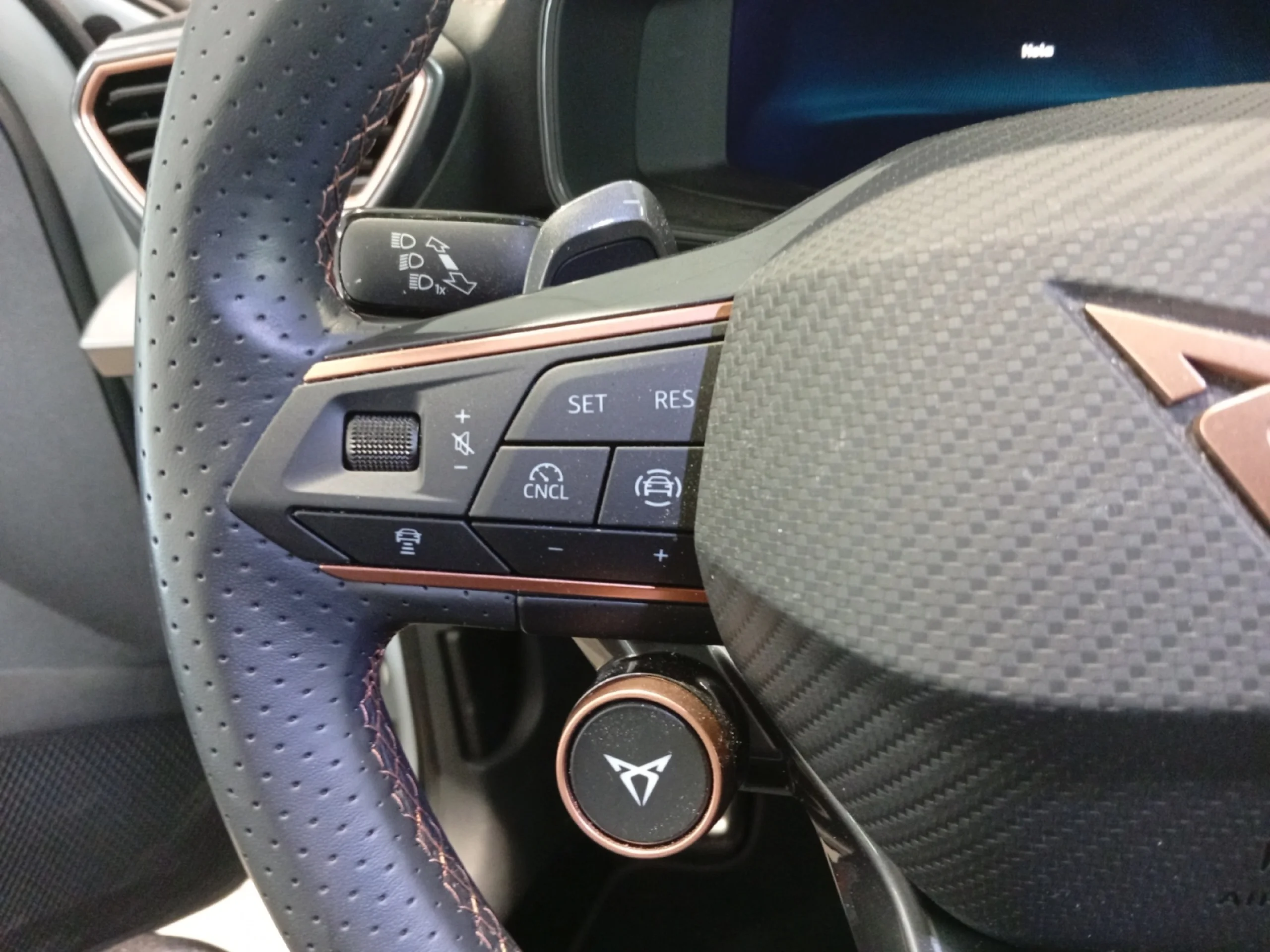 CUPRA LEON 1.5 TSI E HYBRID 150W (204CV) DSG - Foto 11