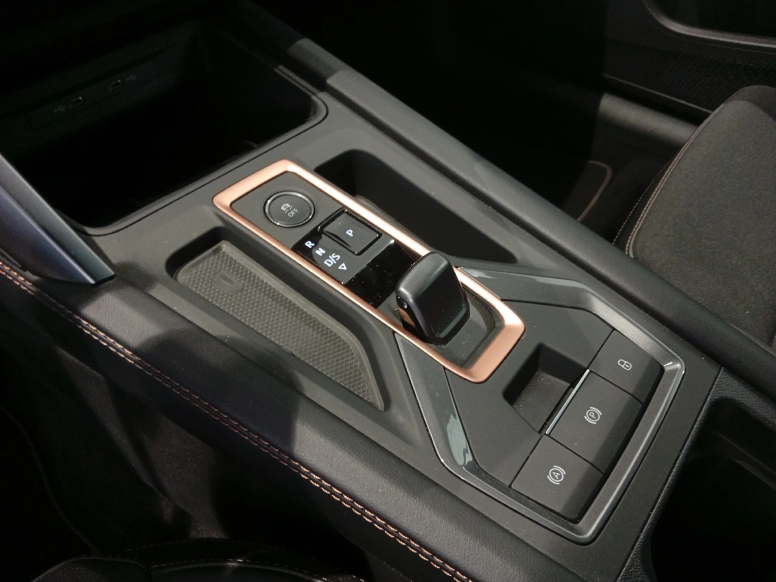 CUPRA LEON 1.5 TSI E HYBRID 150W (204CV) DSG - Foto 14