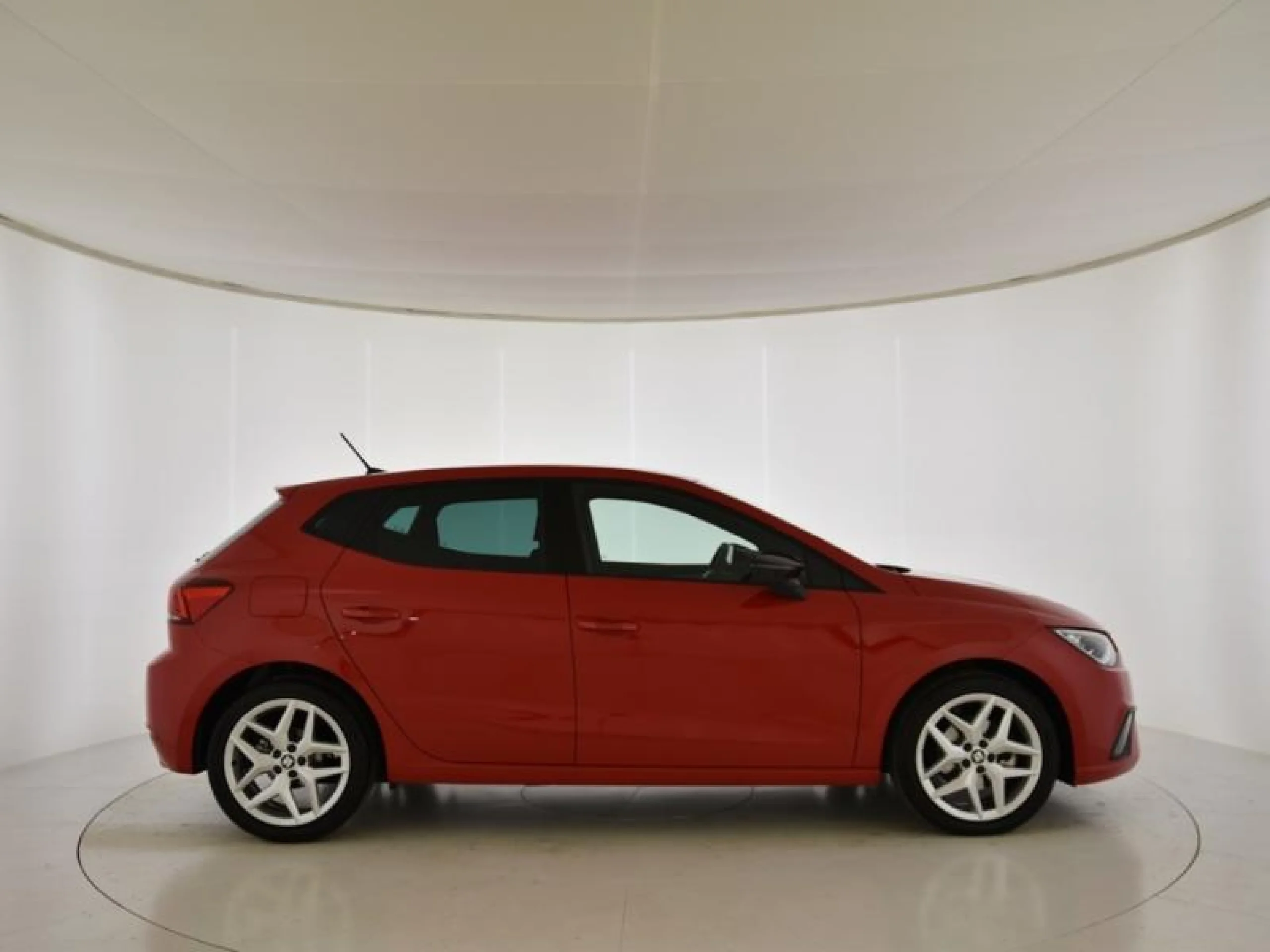 SEAT IBIZA 1.0 TSI 81KW (110CV) FR GO - Foto 3
