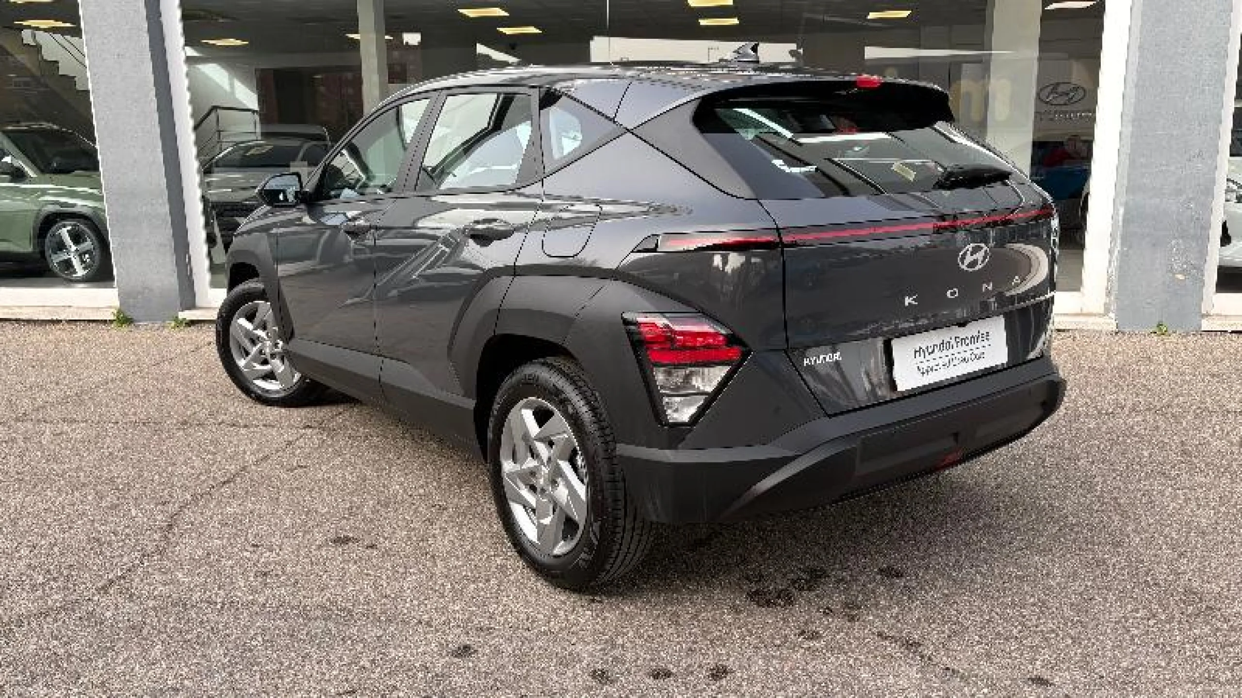 HYUNDAI KONA 1.0T 100CV 48V MAXX - Foto 7