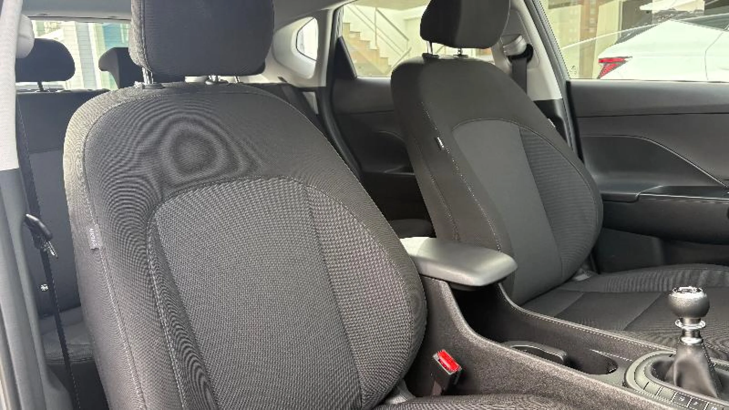 HYUNDAI KONA 1.0T 100CV 48V MAXX - Foto 11