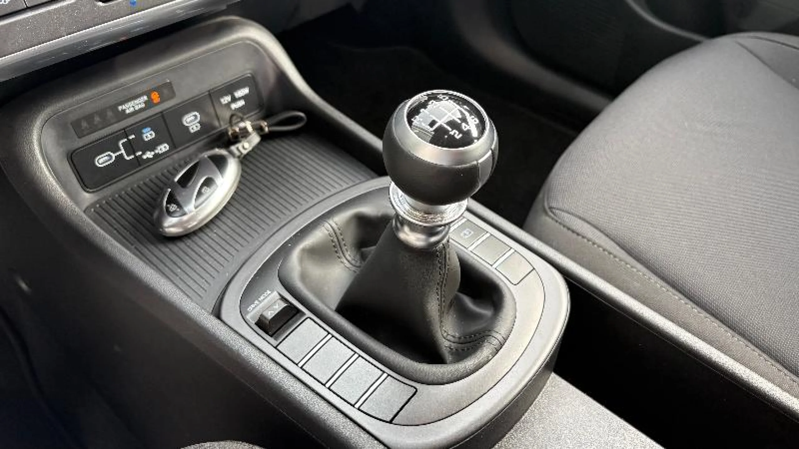 HYUNDAI KONA 1.0T 100CV 48V MAXX - Foto 19