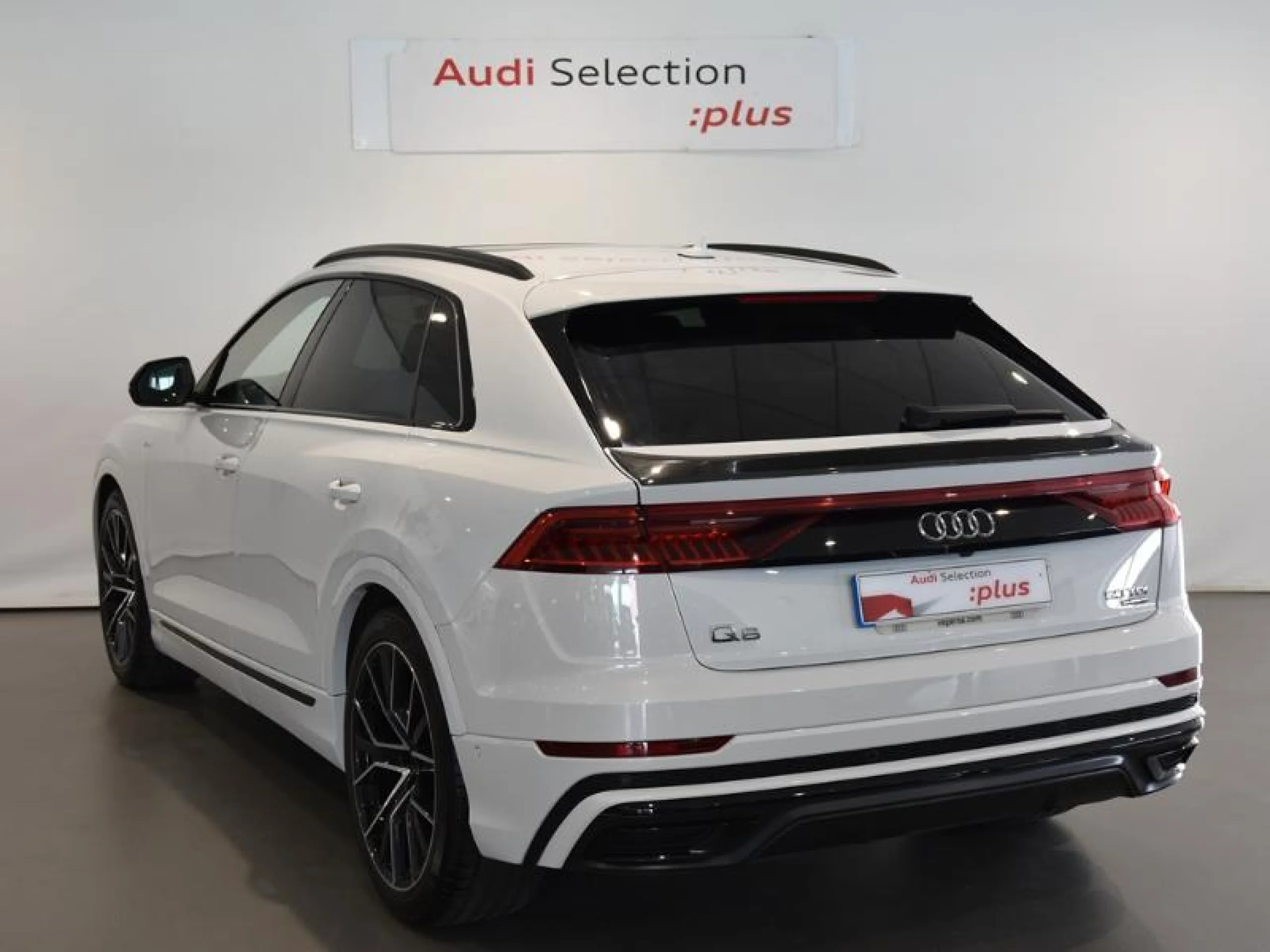 AUDI Q8 50 TDI 210KW BLACK LINE PLUS QUATTRO TIP - Foto 2