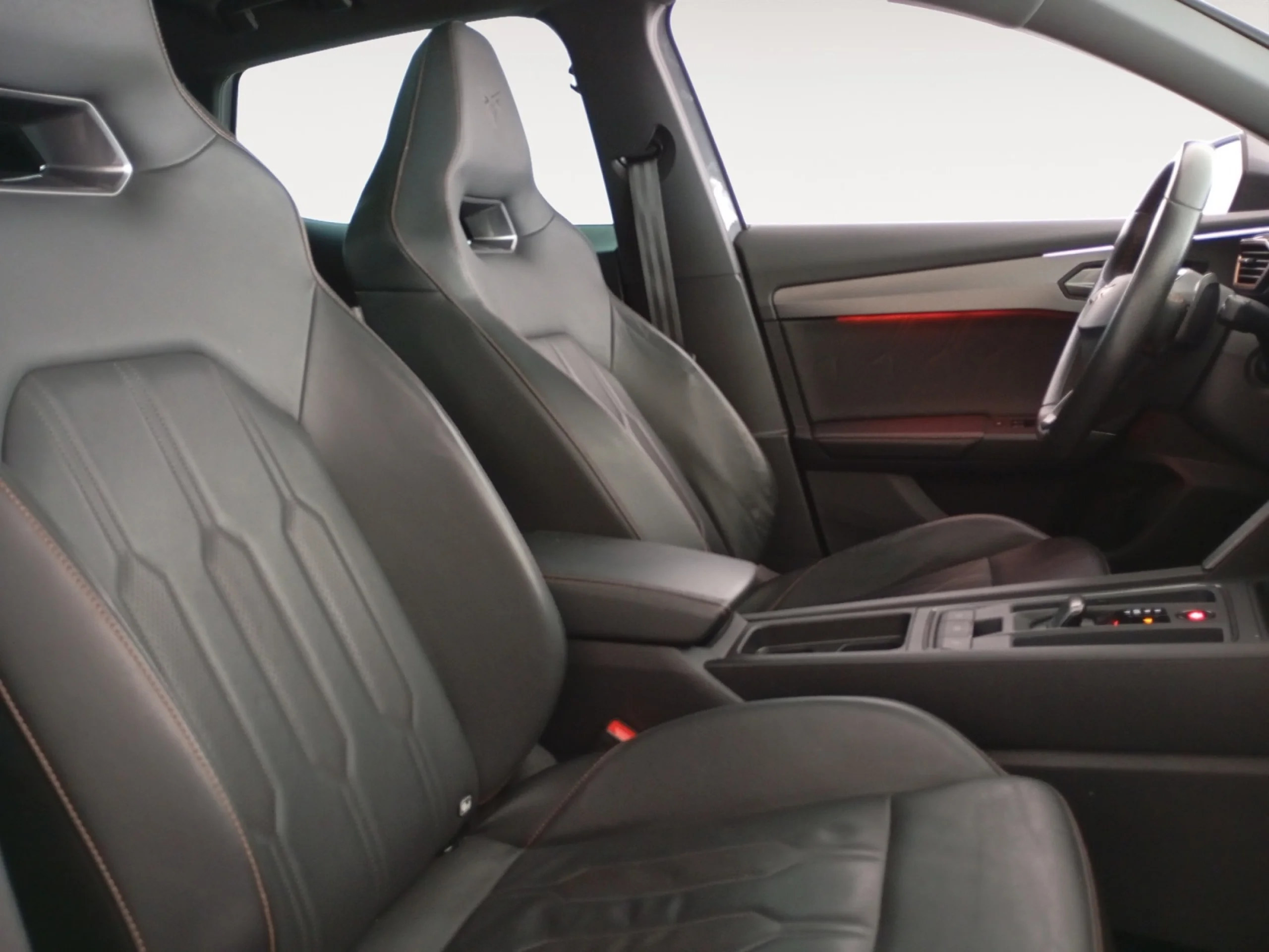 CUPRA FORMENTOR 1.5 TSI 110KW (150 CV) DSG - Foto 5