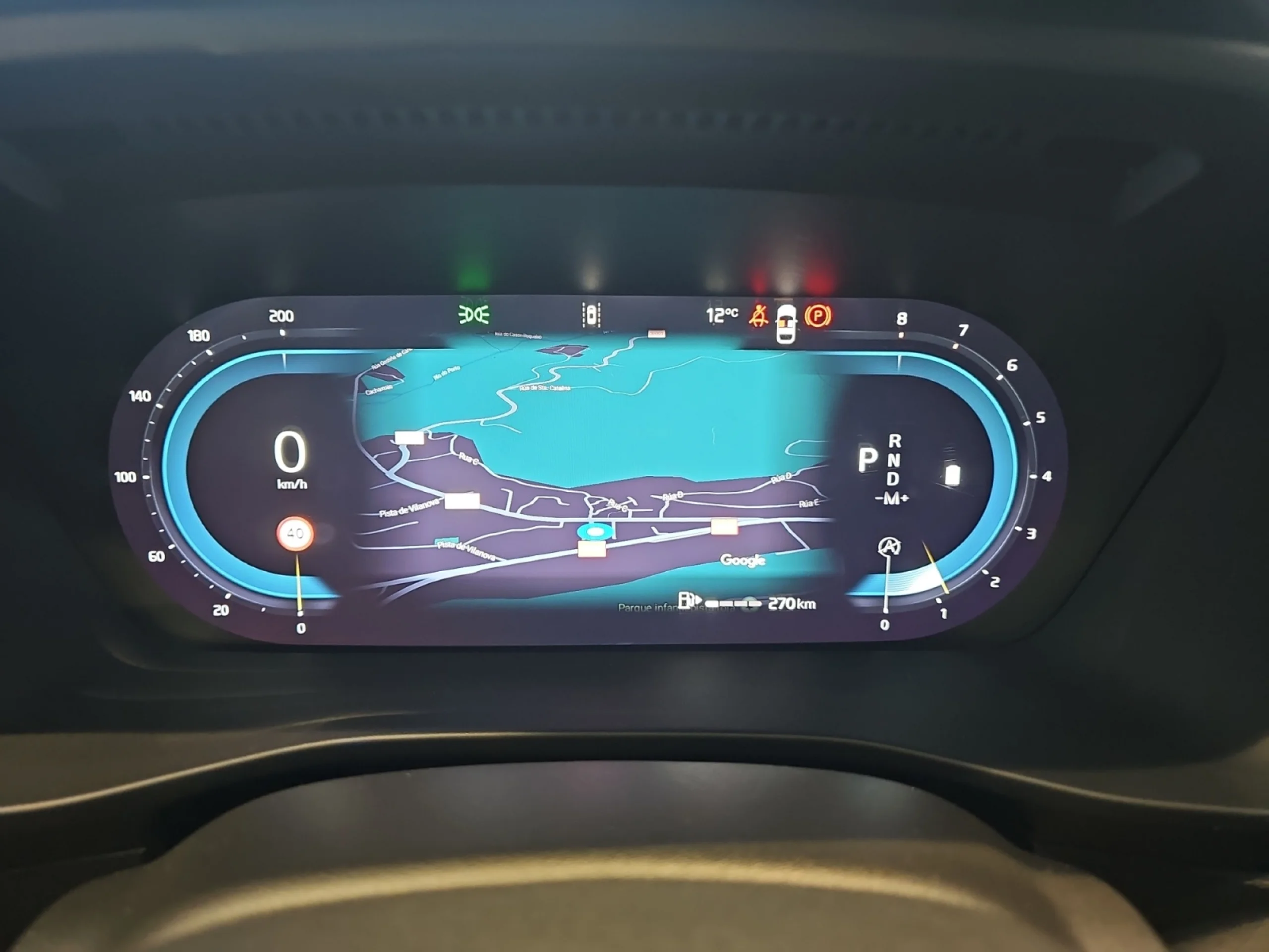 VOLVO XC40 2.0 B3 G CORE AUTO - Foto 7