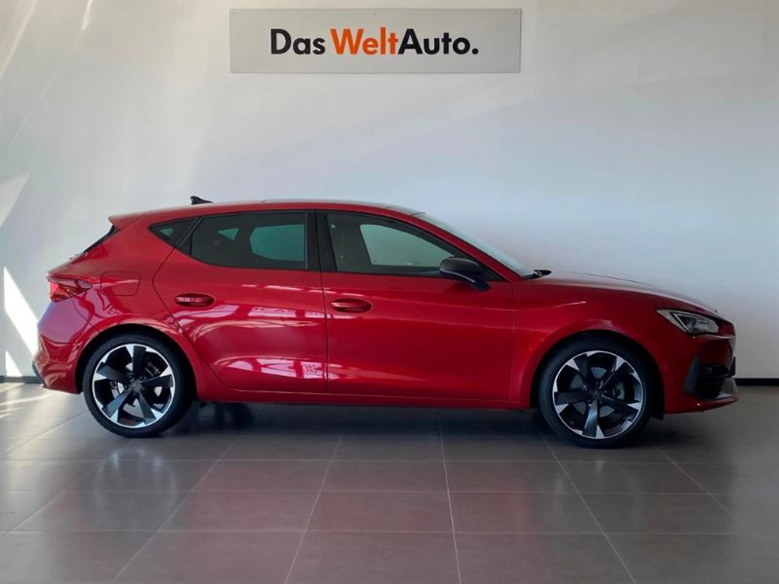 CUPRA LEON 1.5 ETSI 110KW 150CV) DSG - Foto 3