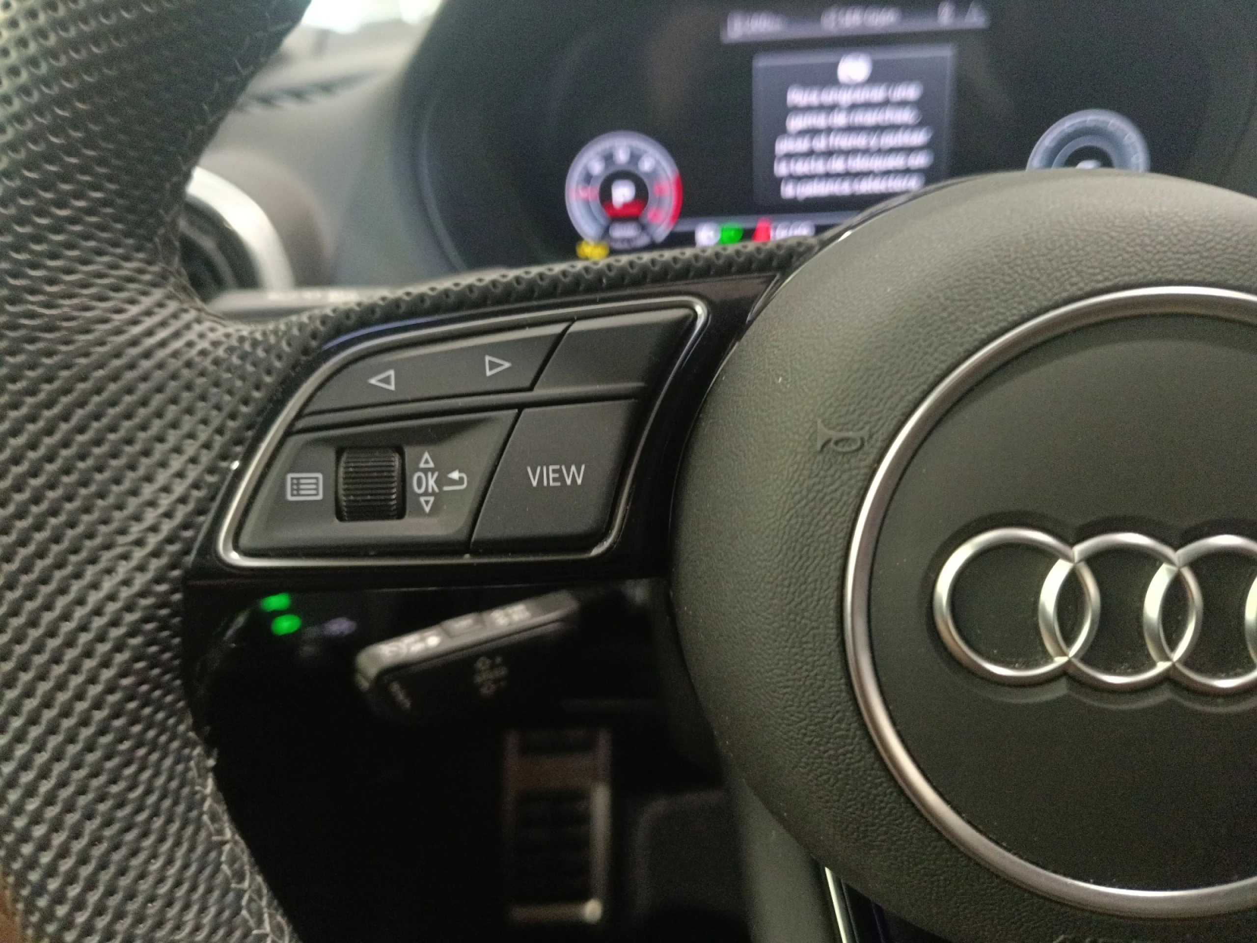 AUDI Q2 ADRENALIN EDITION 35 TDI 110KW S TRONIC - Foto 10