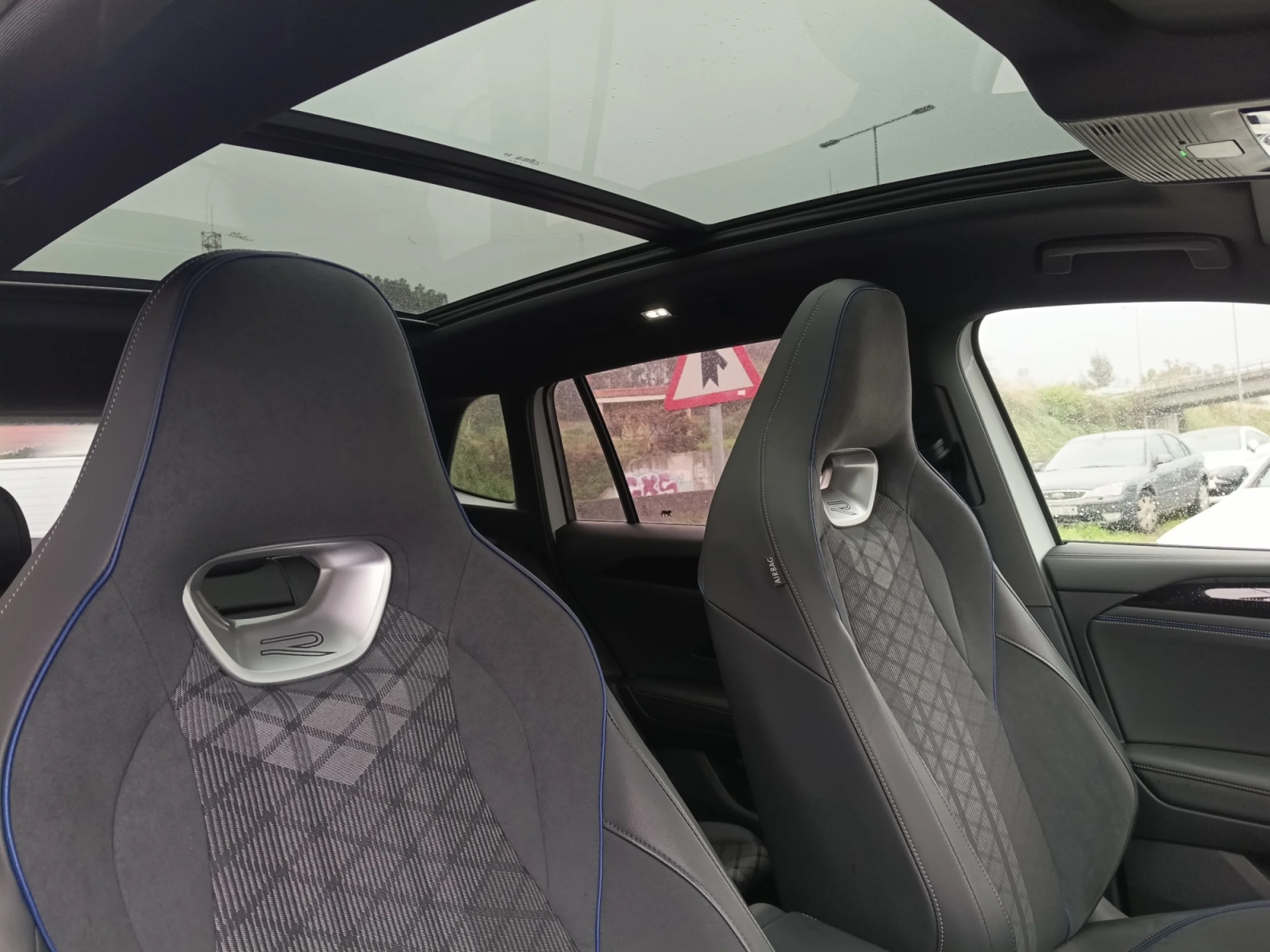 VOLKSWAGEN TIGUAN R LINE 2.0 TDI 110KW (150CV) DSG - Foto 13