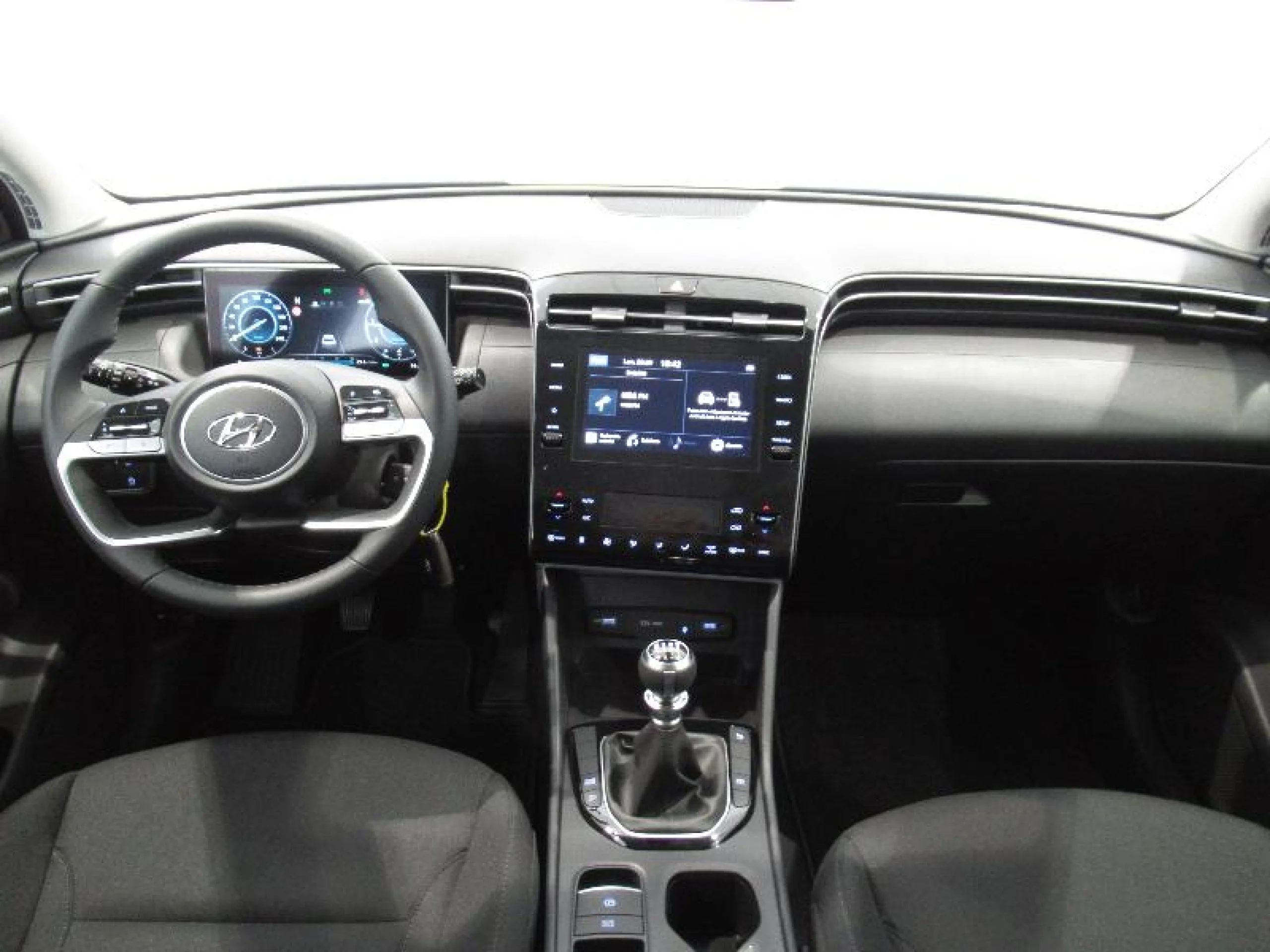 HYUNDAI TUCSON 1.6 CRDI 100KW (136CV) 48V MAXX - Foto 3