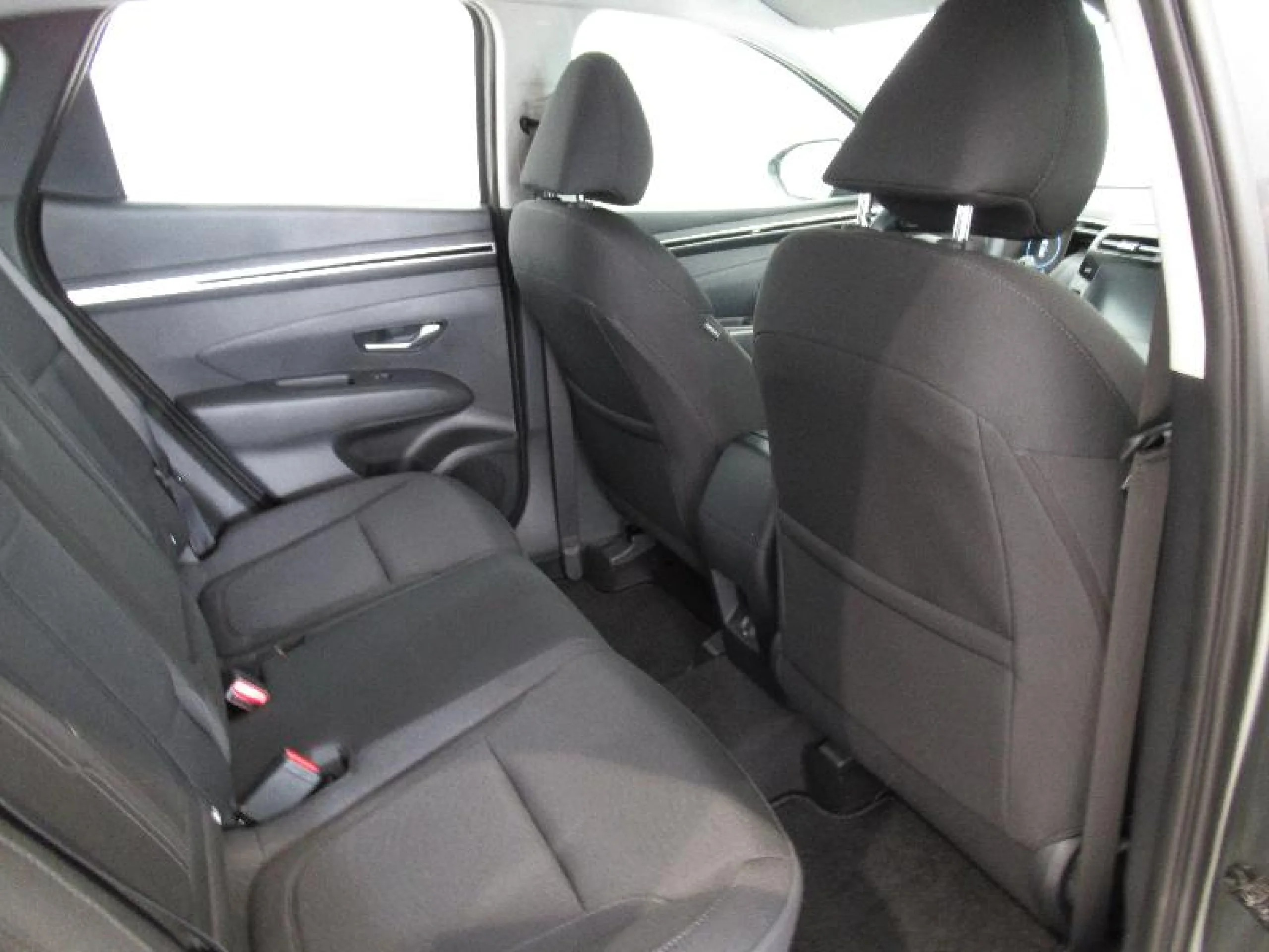 HYUNDAI TUCSON 1.6 CRDI 100KW (136CV) 48V MAXX - Foto 18