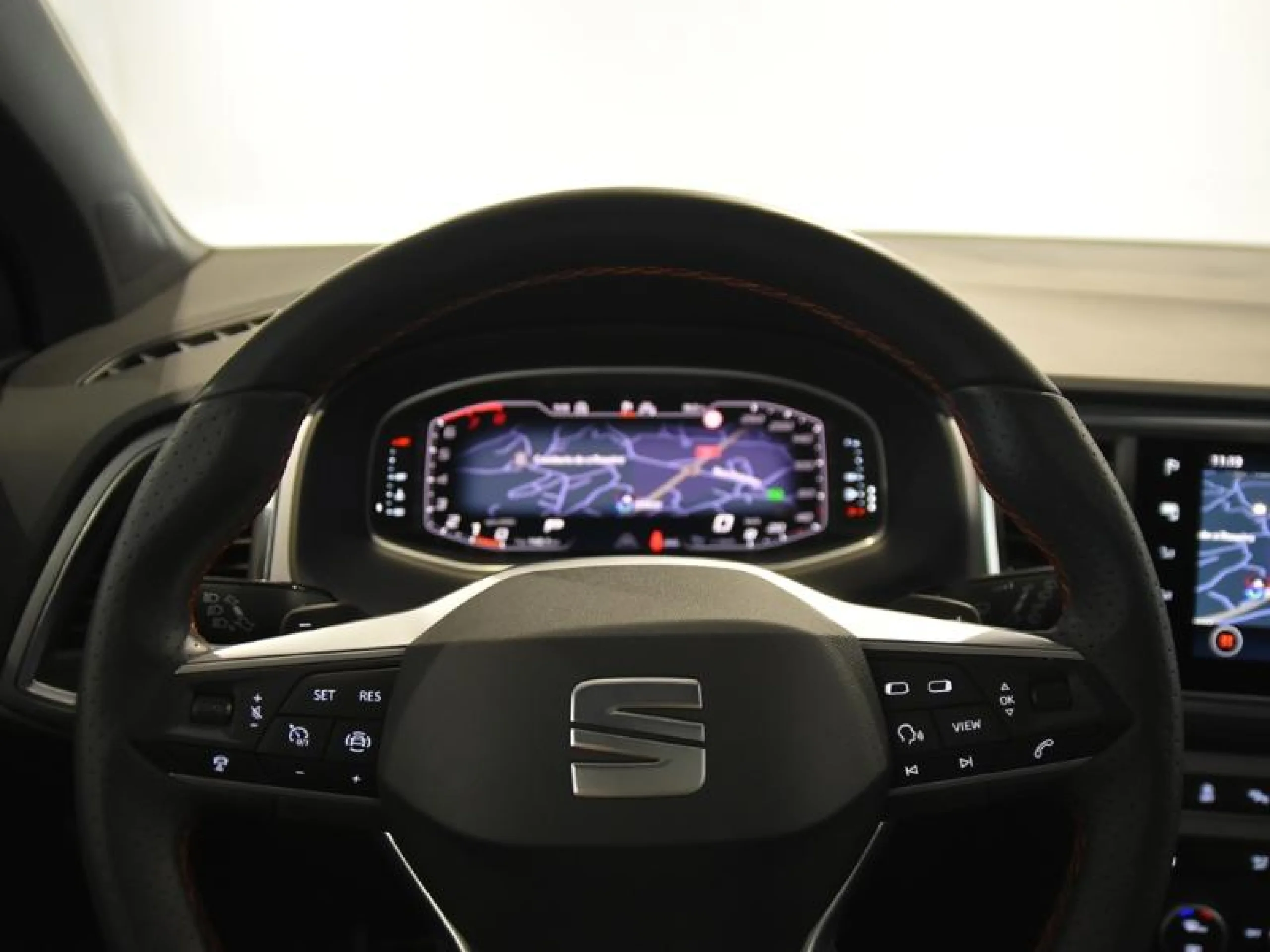 SEAT ATECA 1.5 TSI 110KW (150CV) FR 75 ANIVERSARIO - Foto 16
