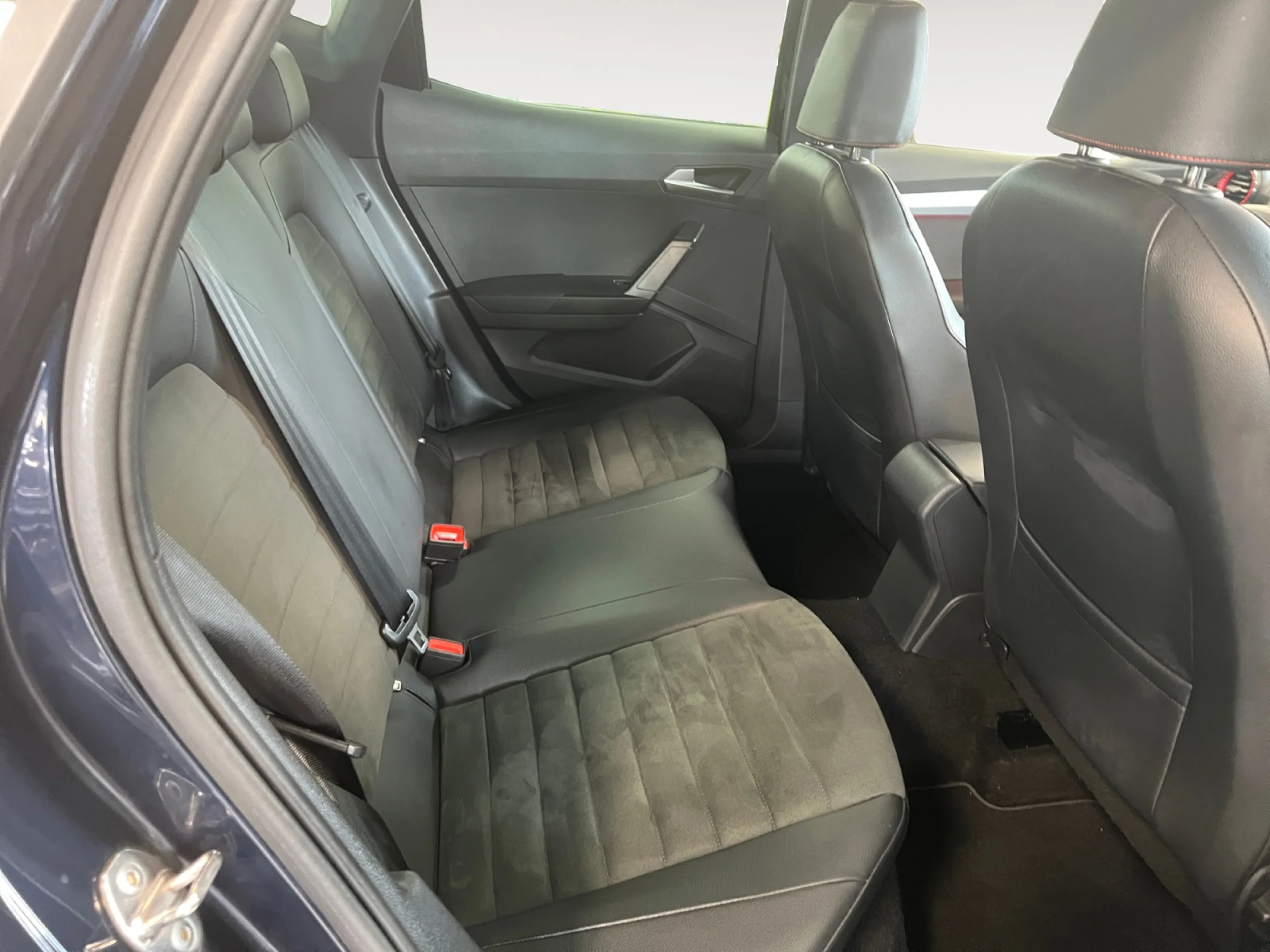 SEAT ARONA 1.0 TSI 81KW (110CV) FR - Foto 5