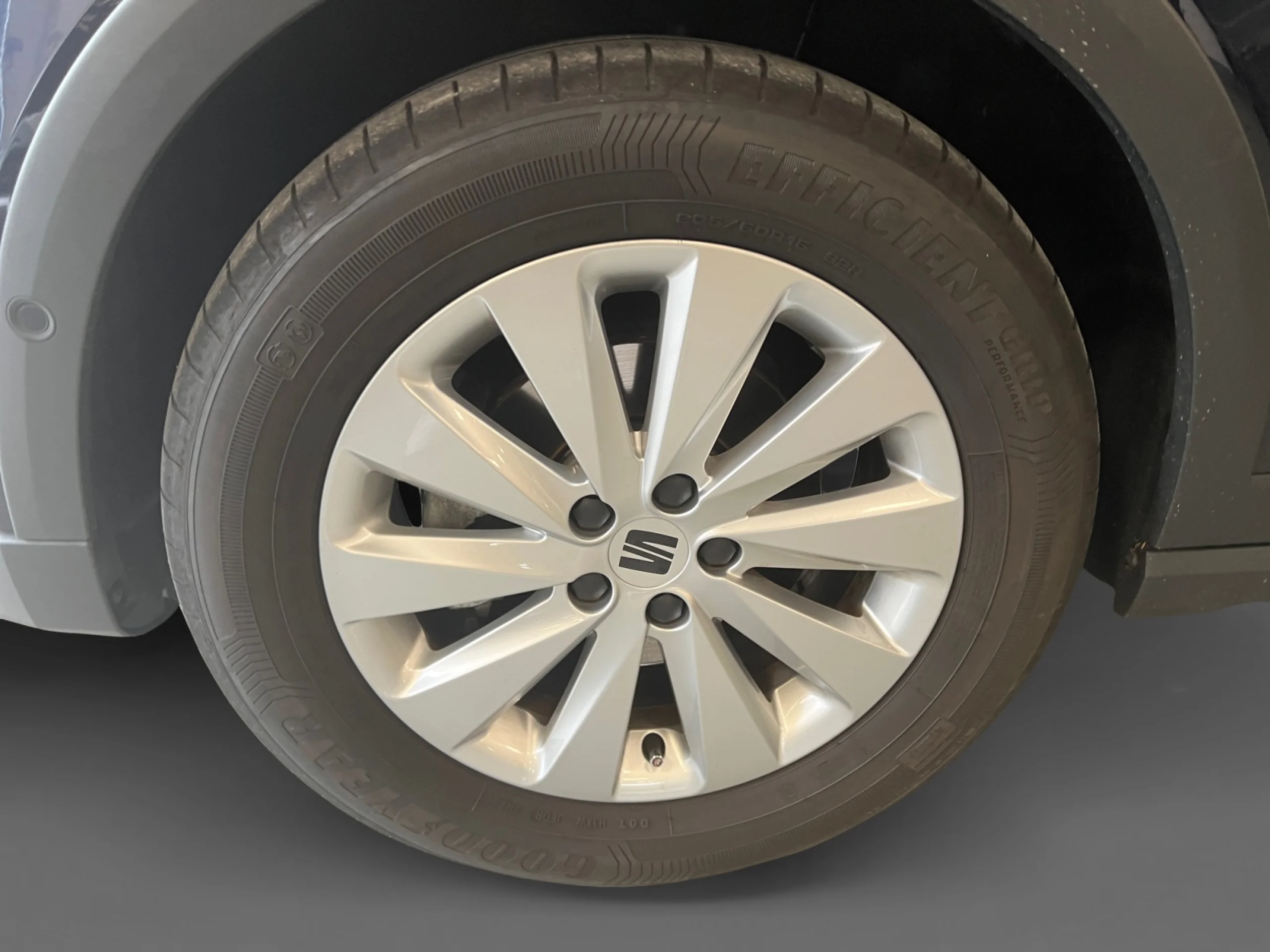 SEAT ARONA 1.0 TSI 81KW (110CV) FR - Foto 8