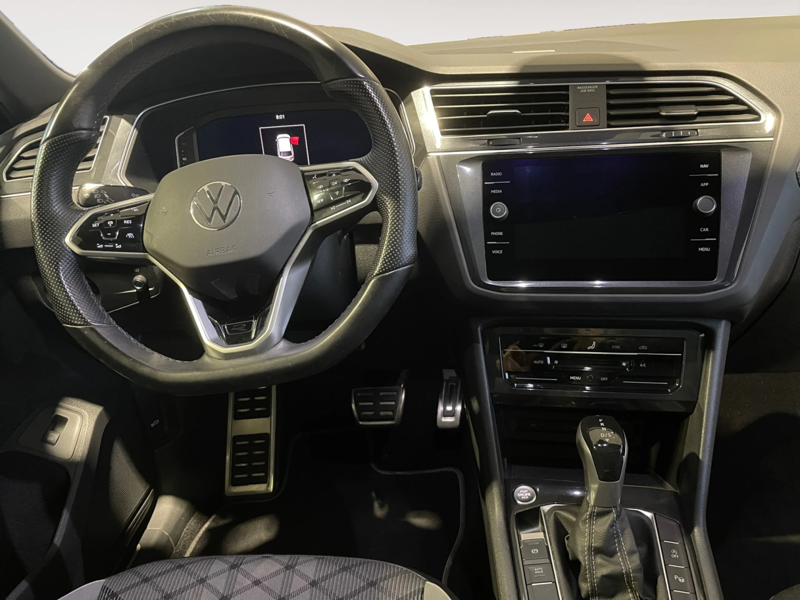 VOLKSWAGEN TIGUAN R LINE 2.0 TDI 110KW (150CV) DSG 4MOTION - Foto 4