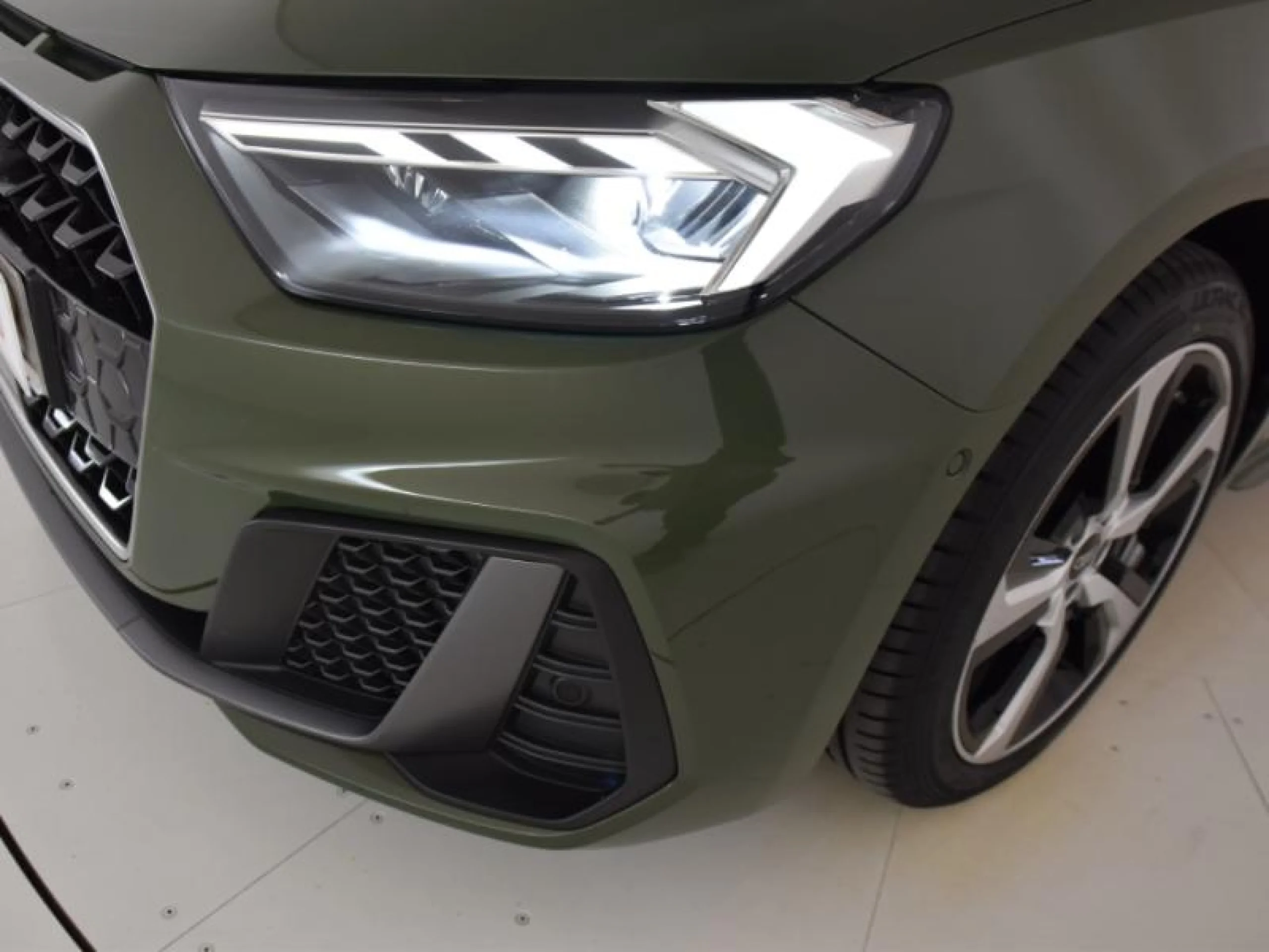 AUDI A1 SPORTBACK ADRENALIN 30 TFSI 81KW S TRON - Foto 17