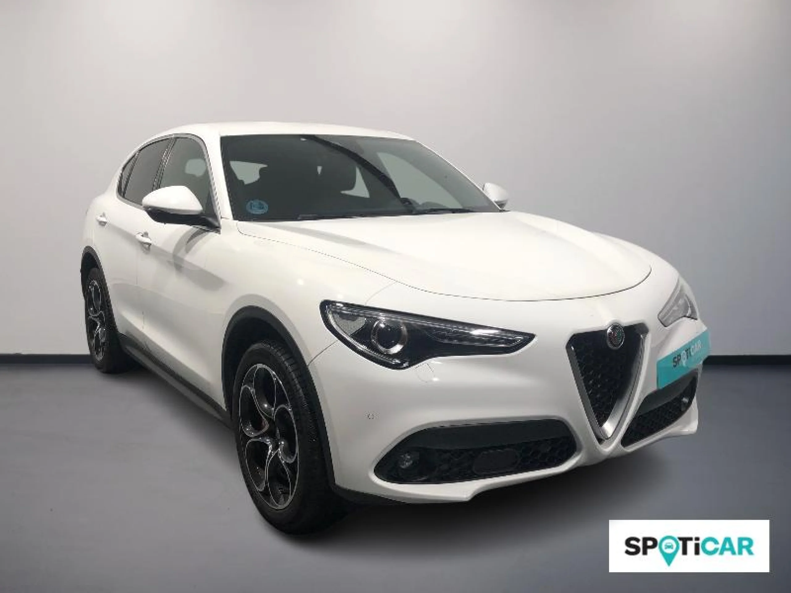 ALFA ROMEO STELVIO 2.2 DIÉSEL 154KW (210CV) EXECUTIVE Q4 - Foto 3