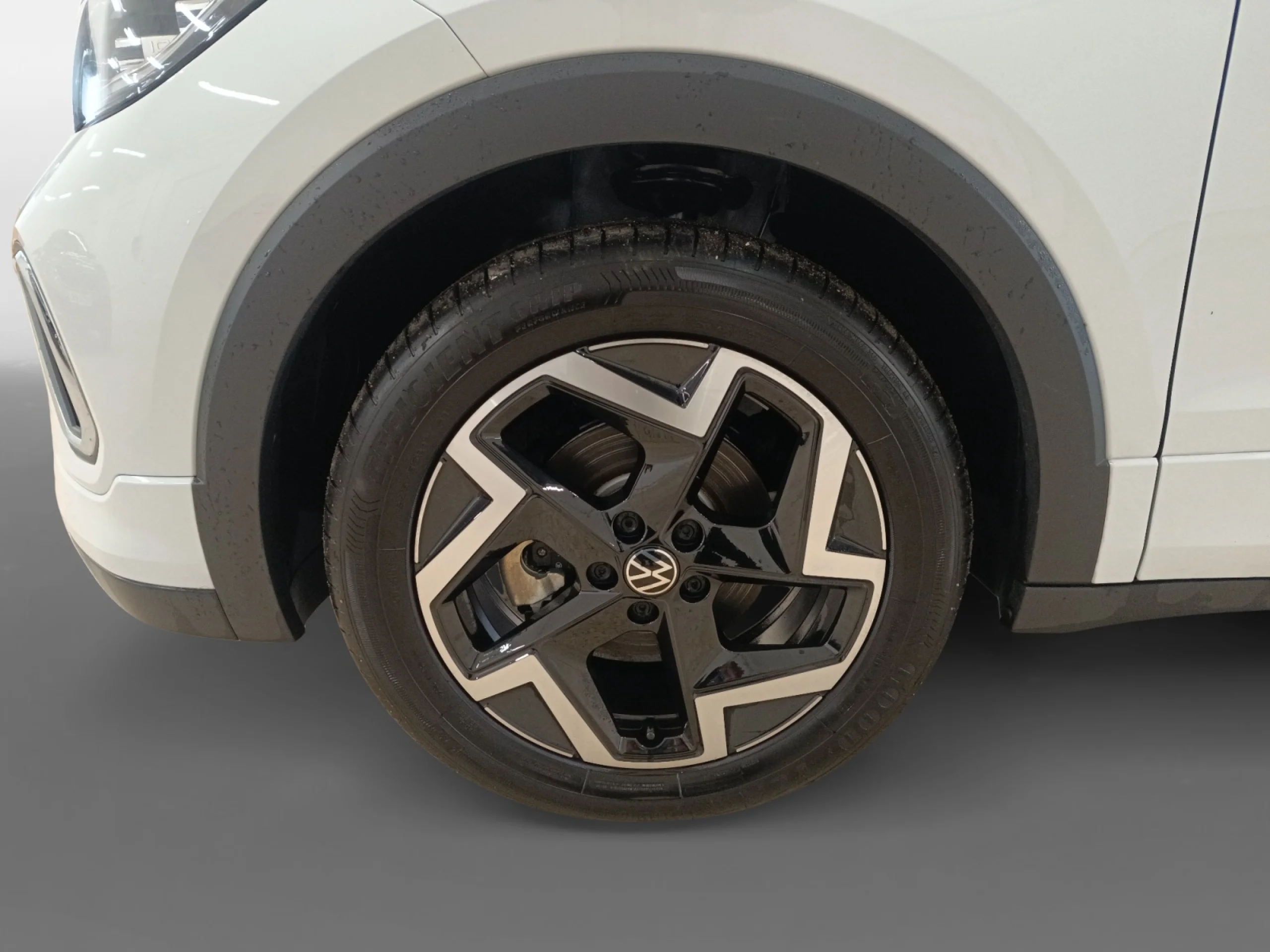 VOLKSWAGEN T CROSS R LINE 1.5 TSI 110KW (150CV) DSG - Foto 8