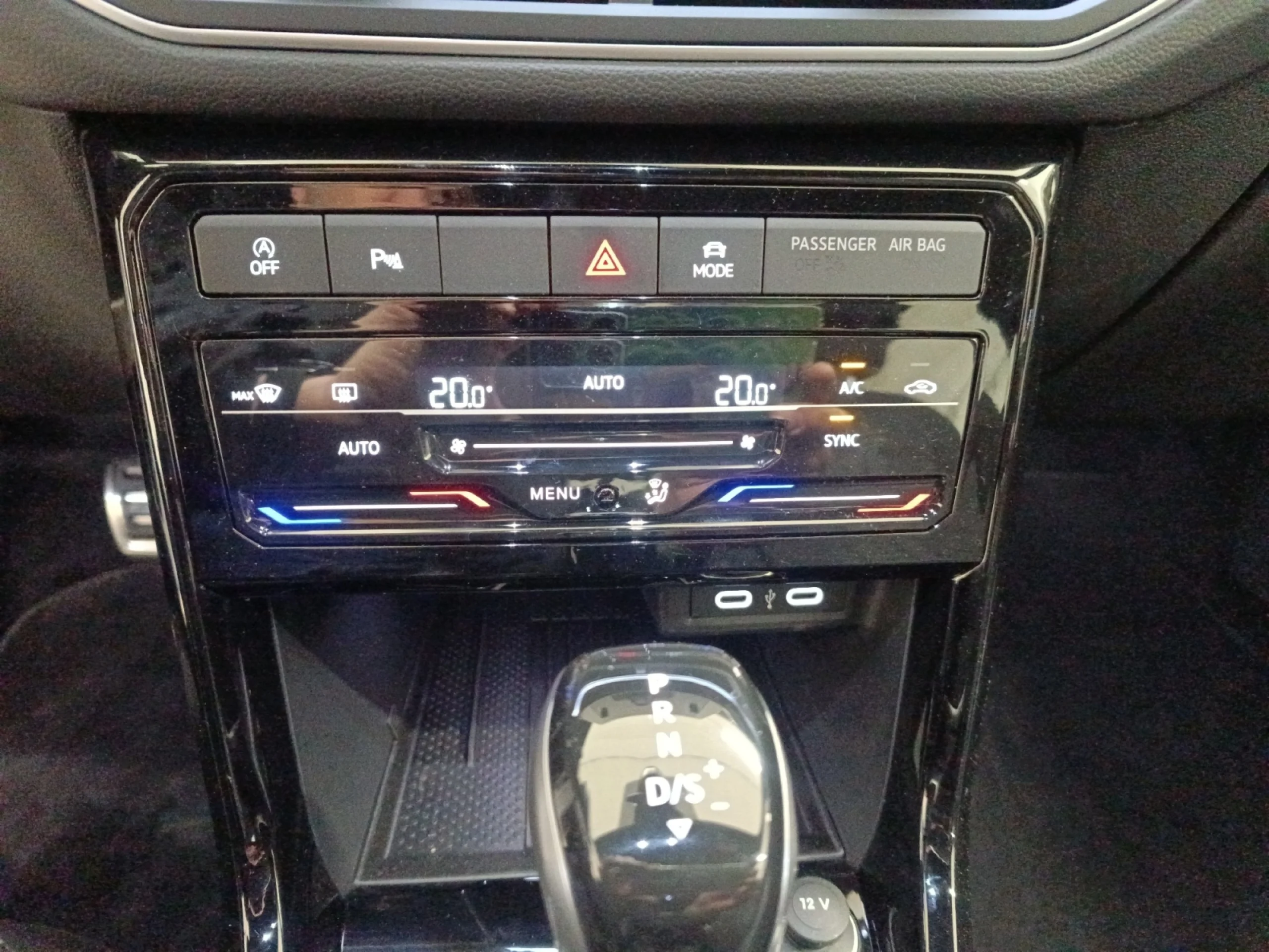 VOLKSWAGEN T CROSS R LINE 1.5 TSI 110KW (150CV) DSG - Foto 19