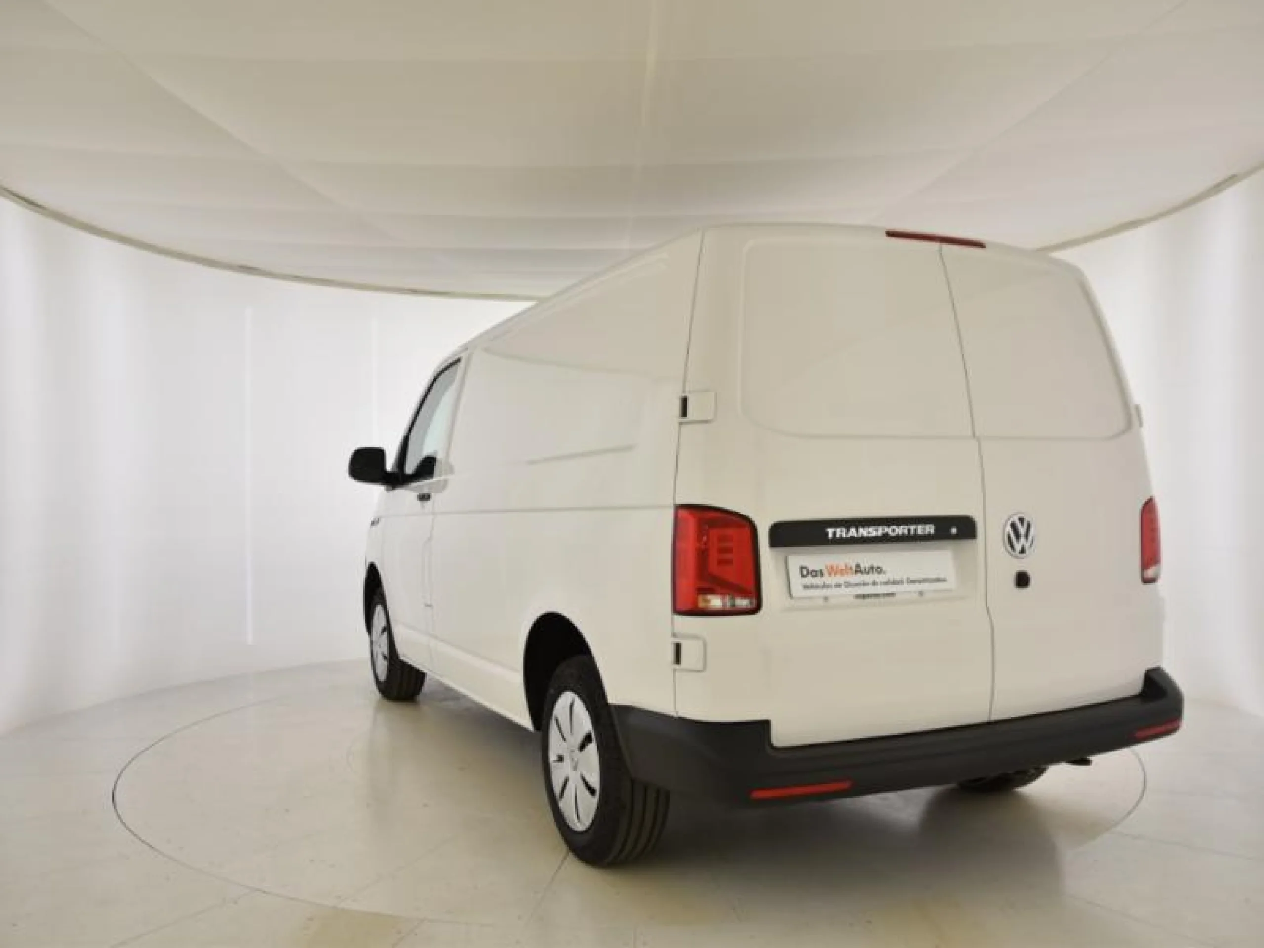 VW COMERCIALES Transporter TRANSPORTER 6.1  FURG N BATALLA CORTA 2.0 TDI 81 KW (110 CV) 5 VEL. 2.800 - Foto 2