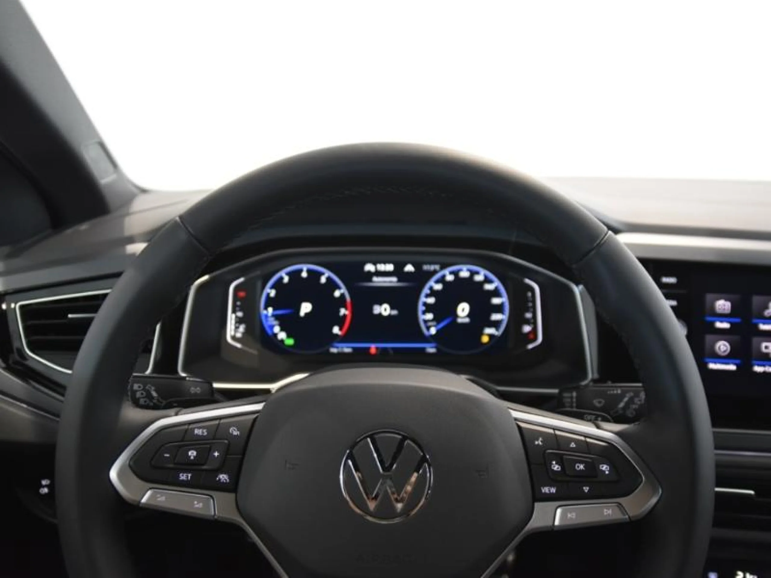 VOLKSWAGEN TAIGO R LINE 1.0 TSI 81KW (110CV) DSG - Foto 15