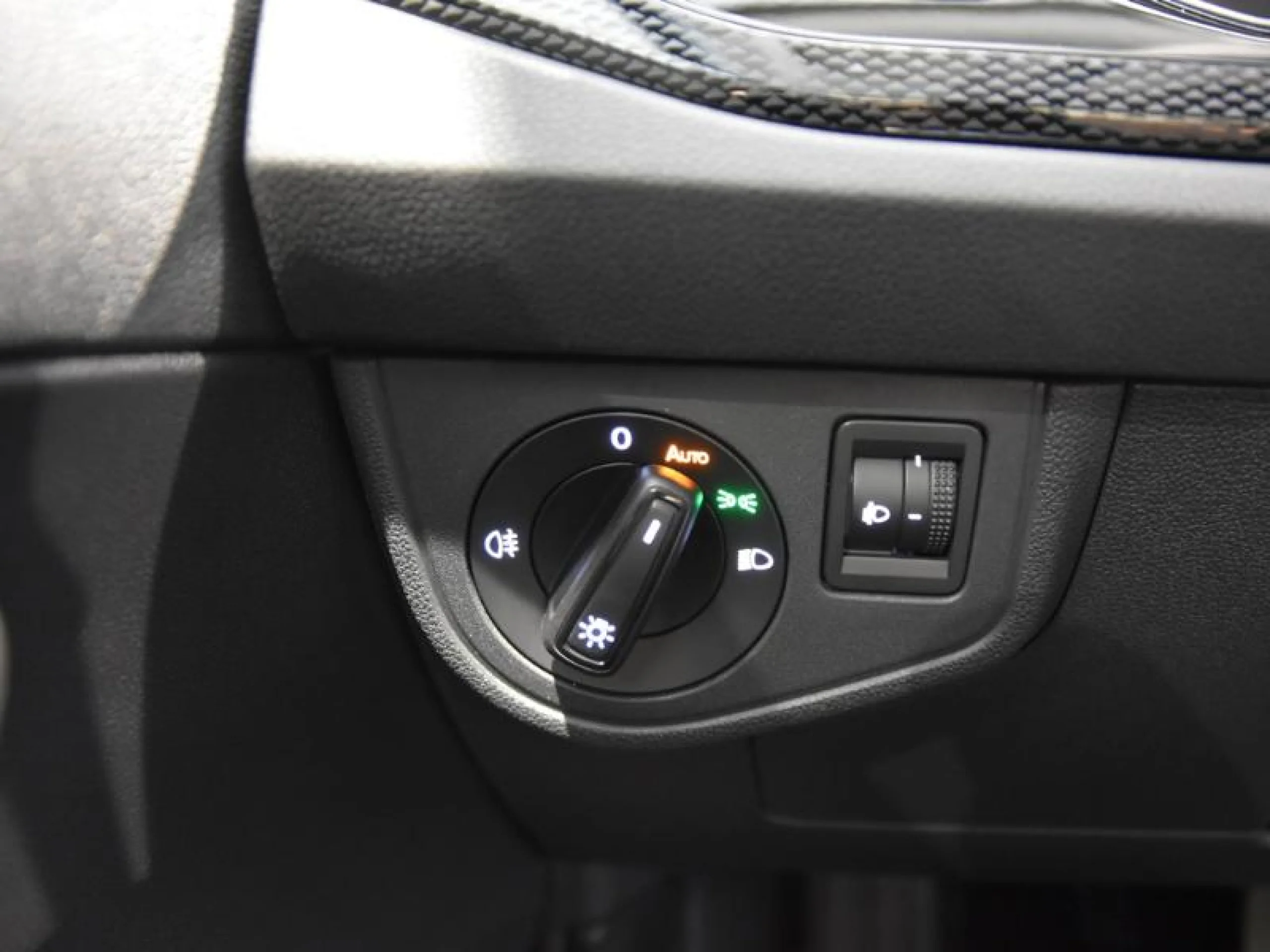 VOLKSWAGEN POLO POLO MATCH 1.0 TSI 70 KW (95 CV)  5 VEL. - Foto 18