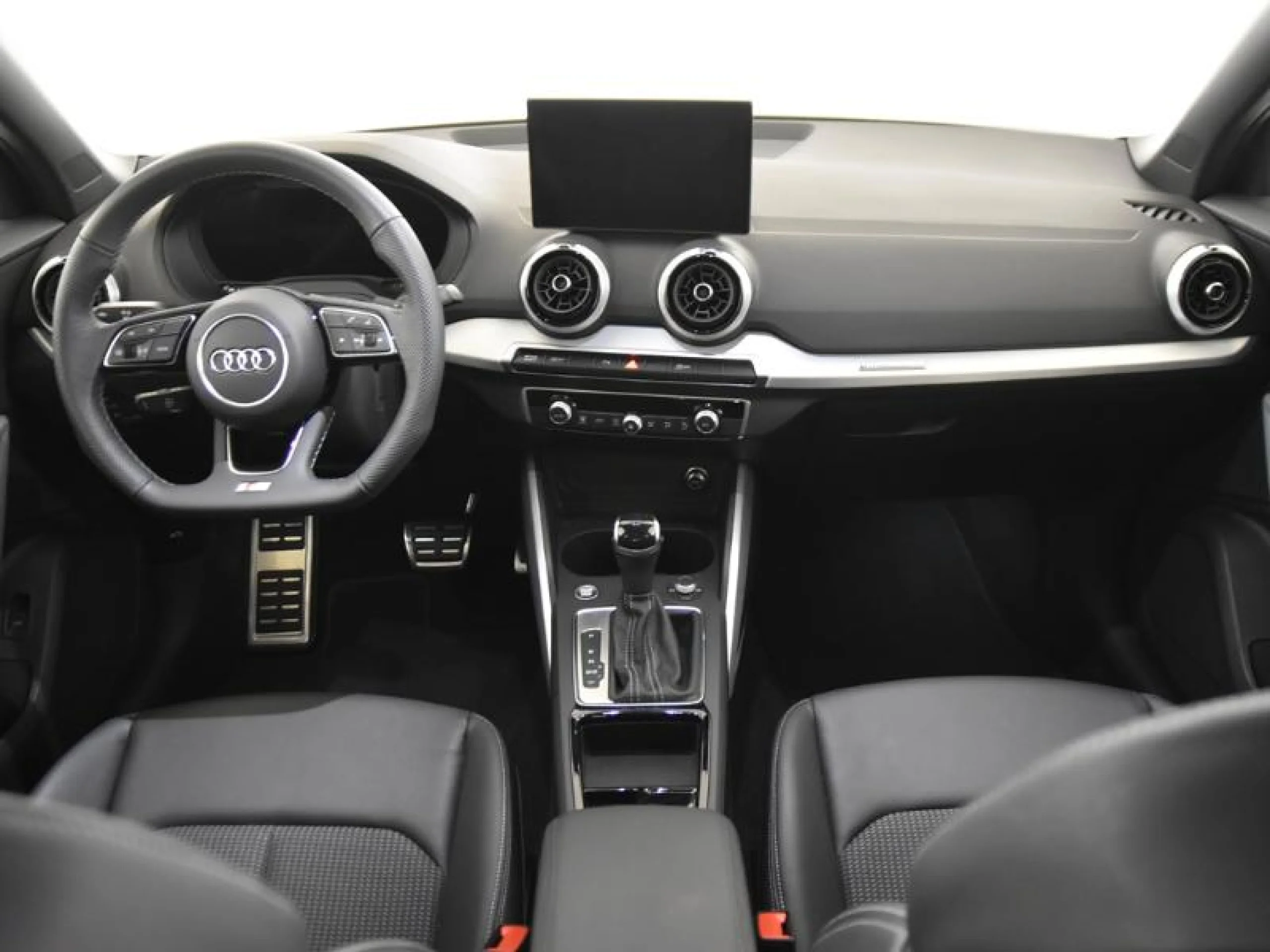 AUDI Q2 ADRENALIN 35 TFSI 110KW (150CV) S TRONIC - Foto 4