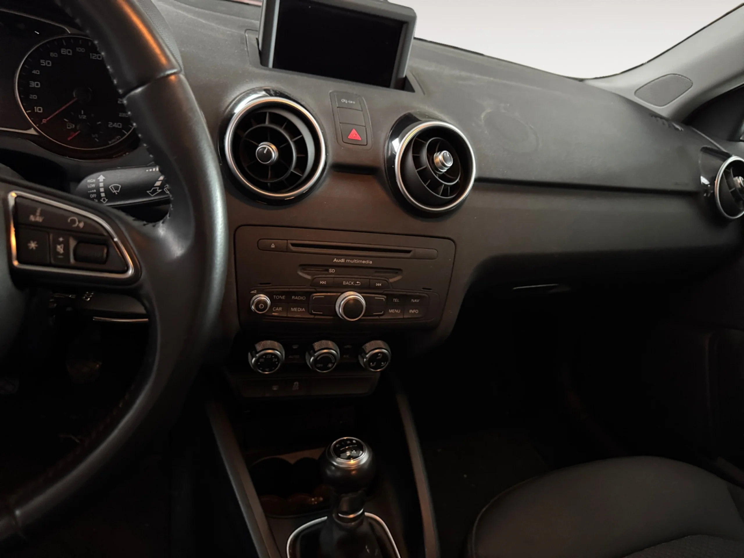 AUDI A1 SPORTBACK 1.2 TFSI 86CV ATTRACTED - Foto 8