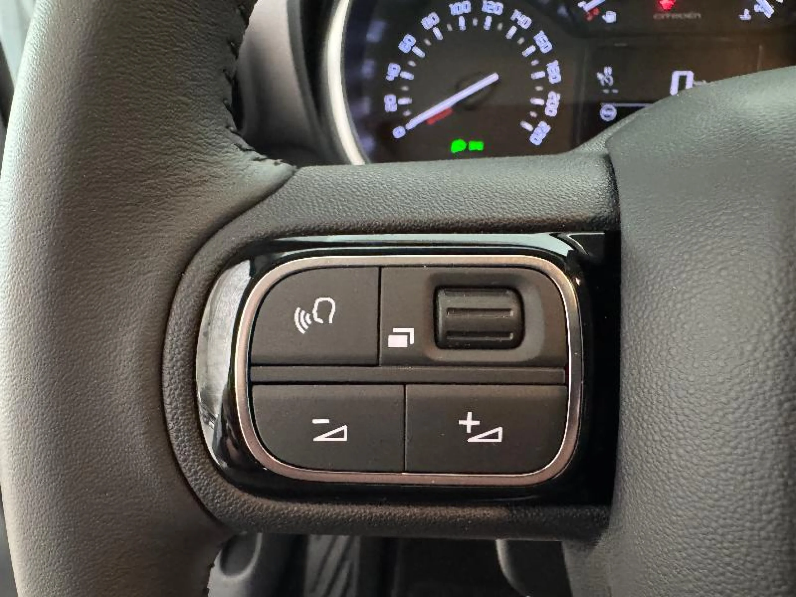 CITROEN C3 AIRCROSS PURETECH 81KW (110CV) PLUS - Foto 17