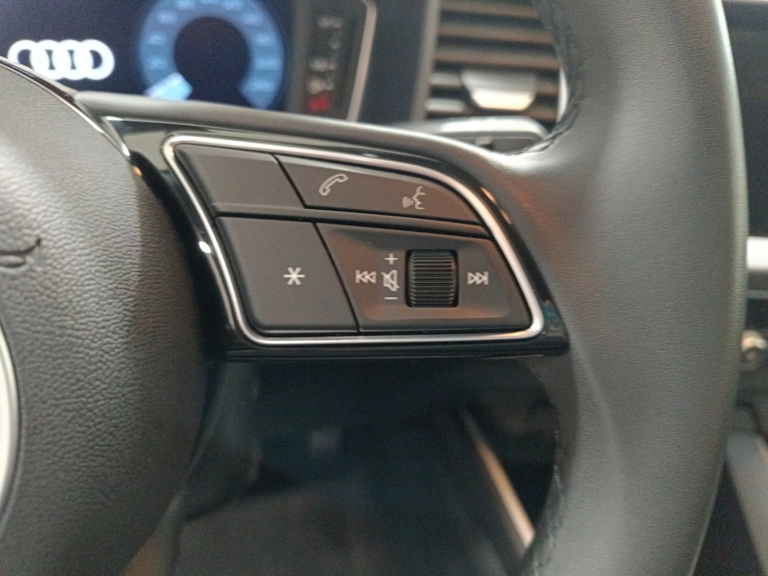 AUDI A1 SPORTBACK ADRENALIN BLACK ED 30TFSI 85KW - Foto 10