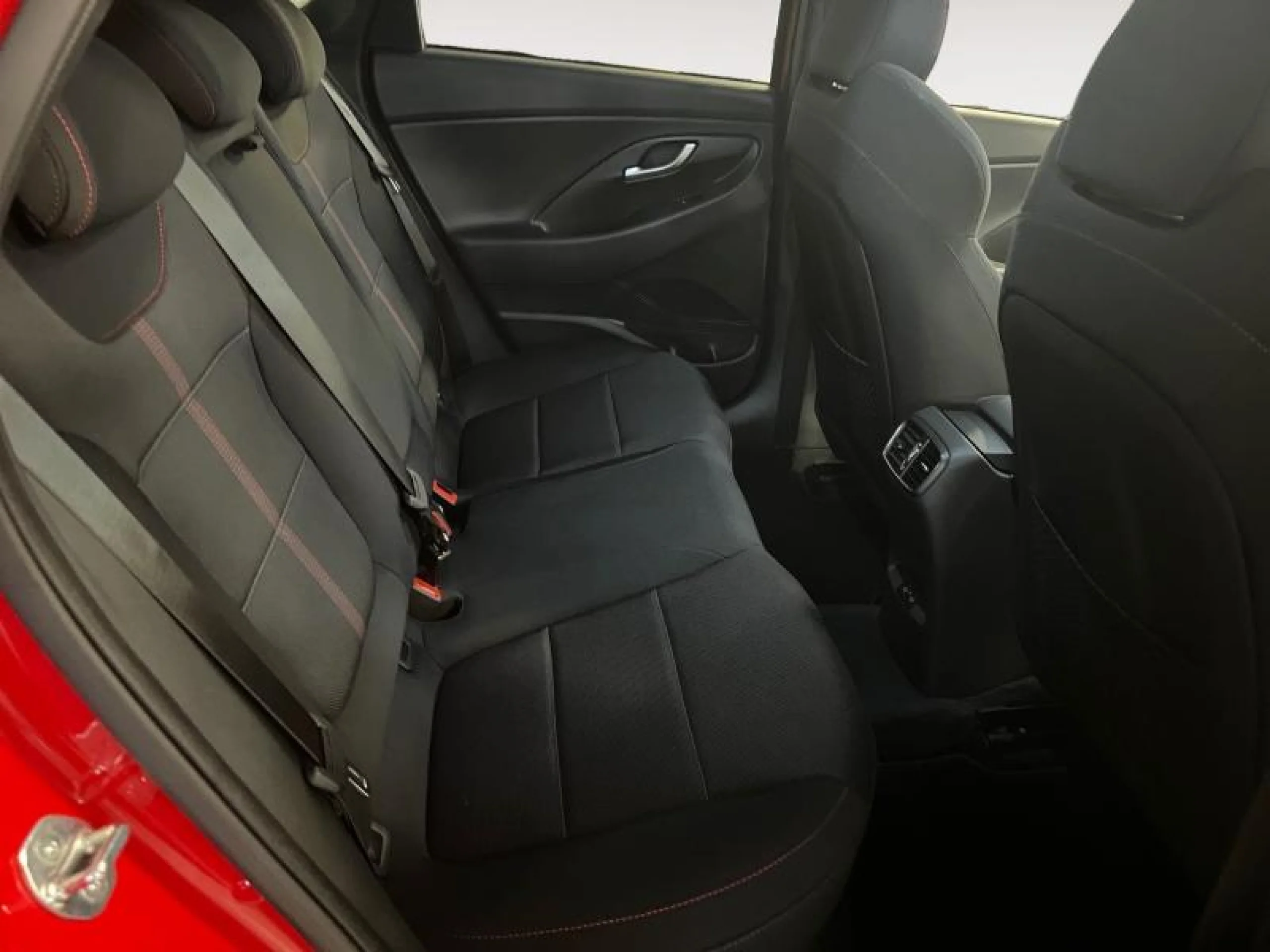 HYUNDAI I30 1.0 TGDI N LINE SE - Foto 11