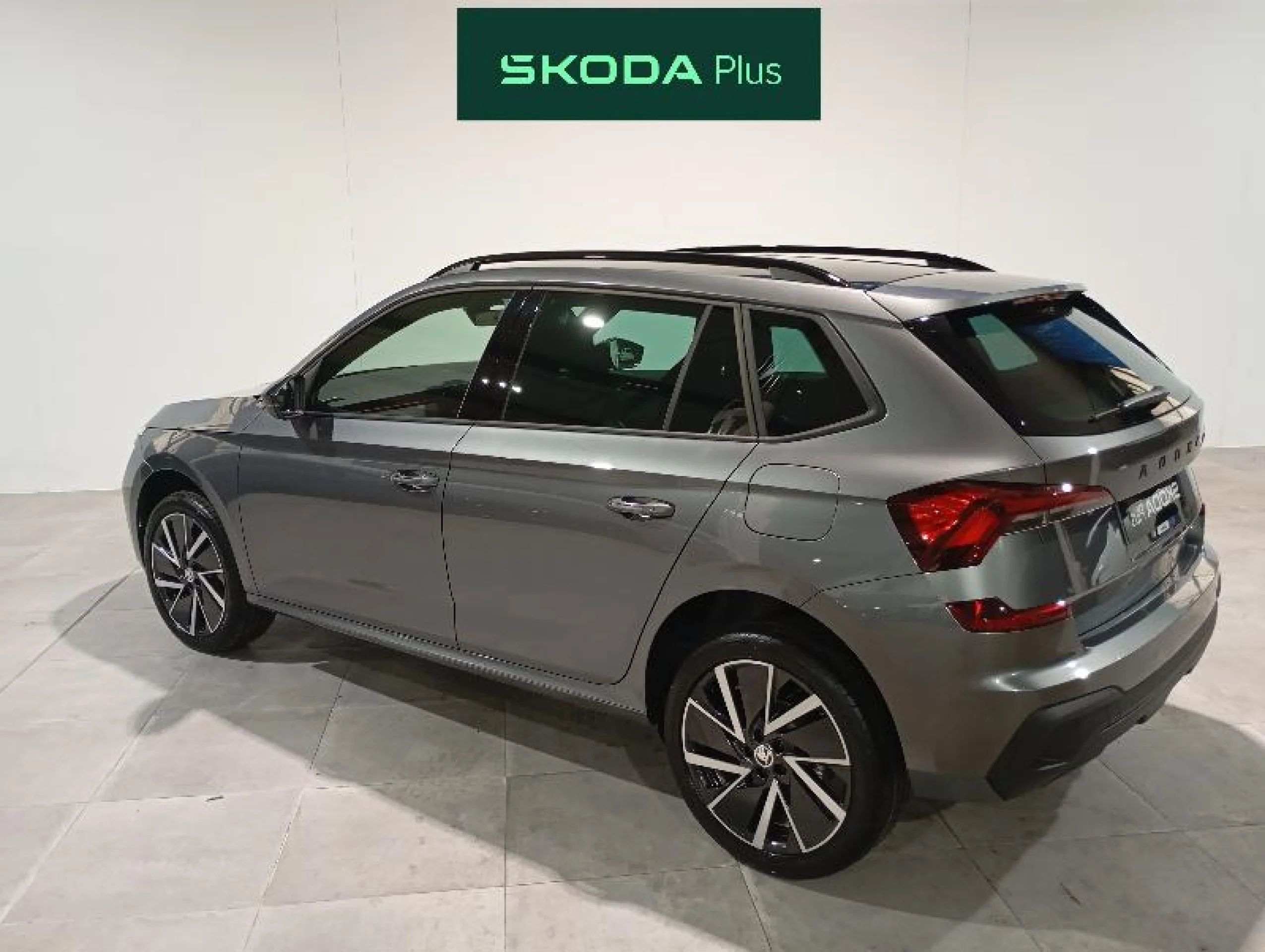 SKODA KAMIQ 1.0 TSI 85KW (115CV) DESIGN - Foto 2
