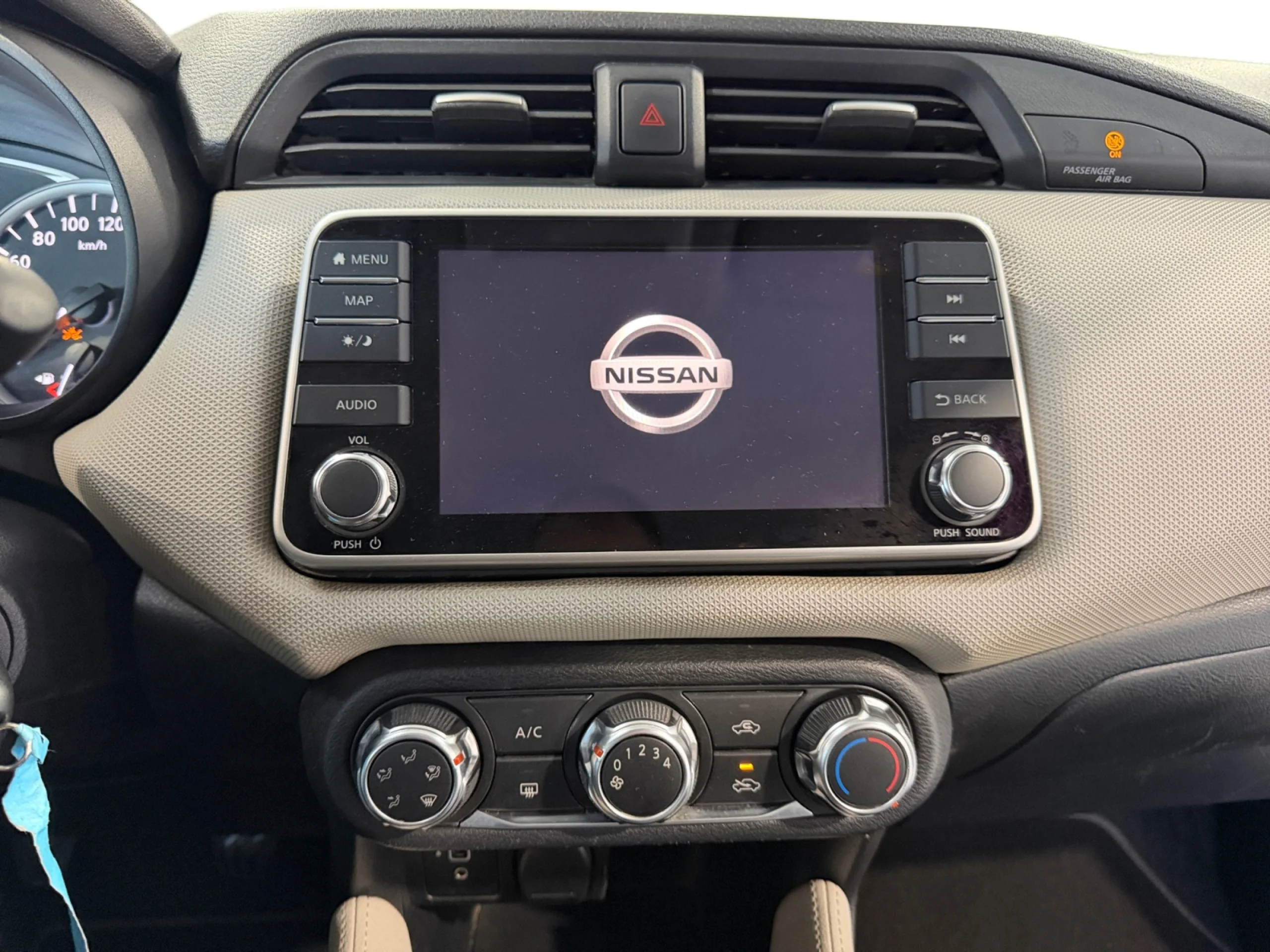 NISSAN MICRA IG T 74 KW (100 CV) E6D CVT ACENTA - Foto 9