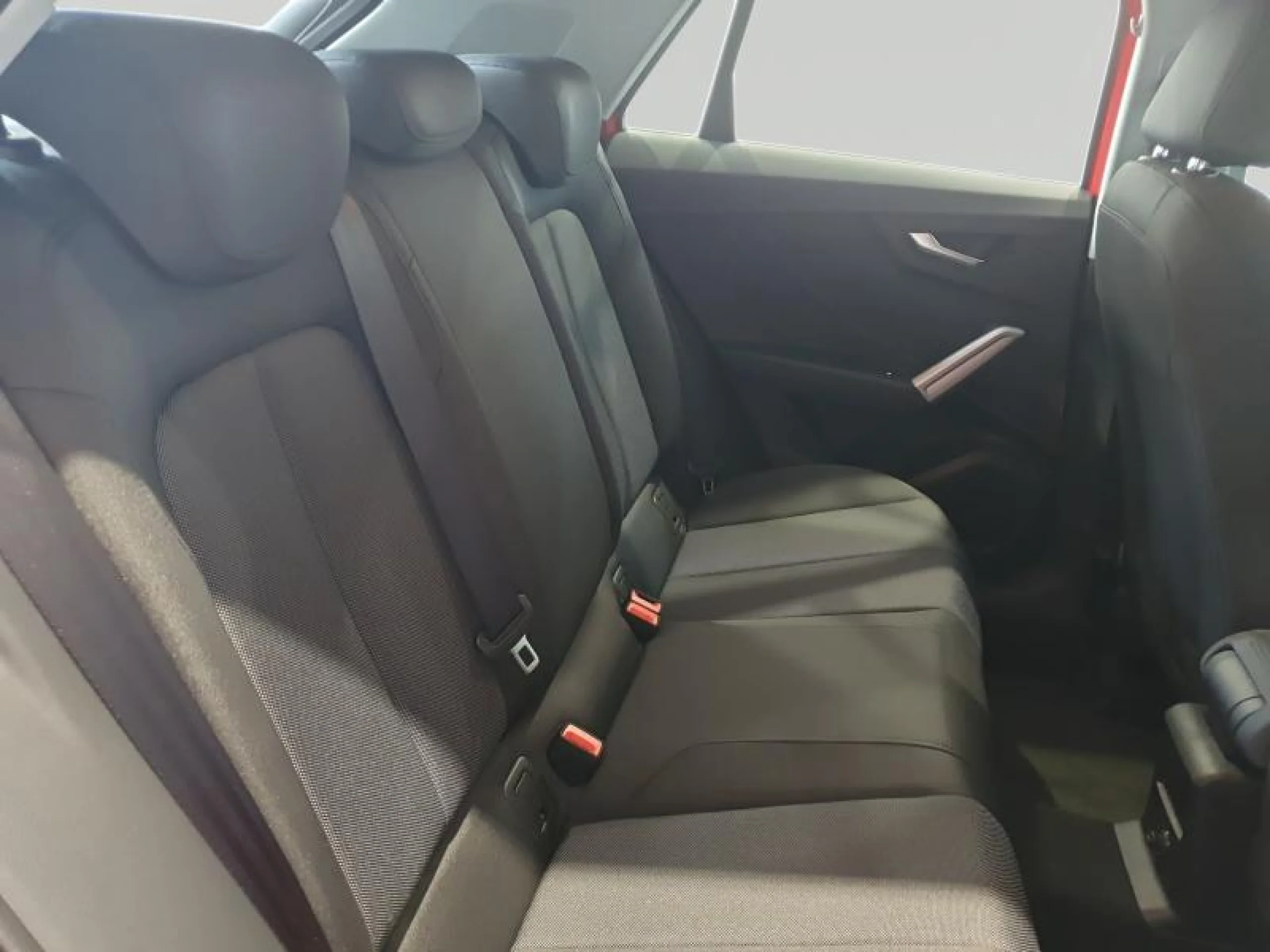 AUDI Q2 ADVANCED 30 TFSI 85KW (116CV) - Foto 8