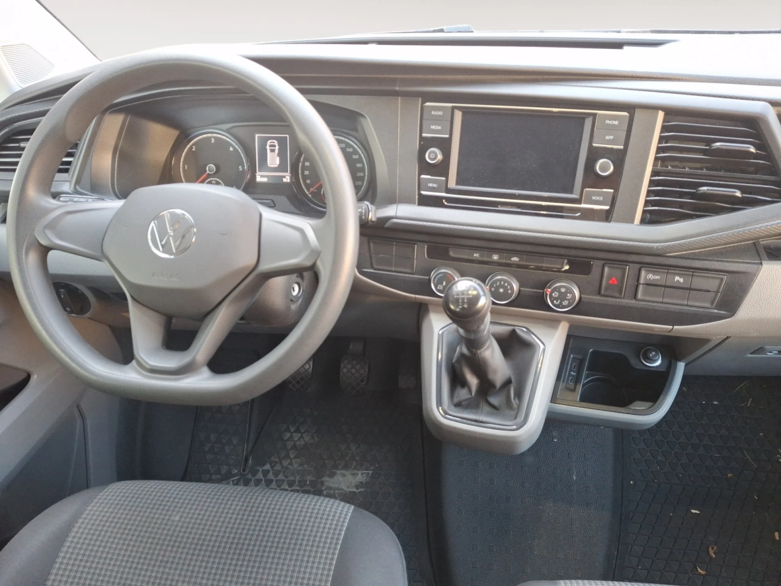 VOLKSWAGEN TRANSPORTER KOMBI2.0TDI SCR BMT 81KW - Foto 4