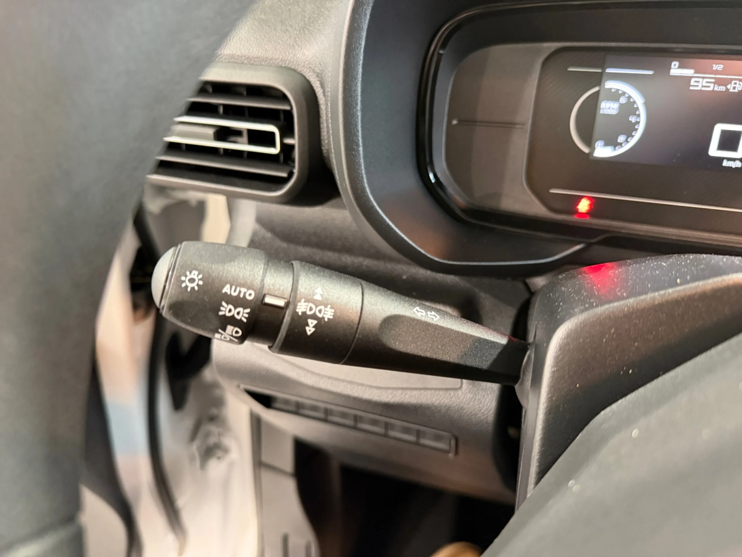 OPEL COMBO CARGO L 1000KG DIESEL 1.5 100HP S&S MT E - Foto 27