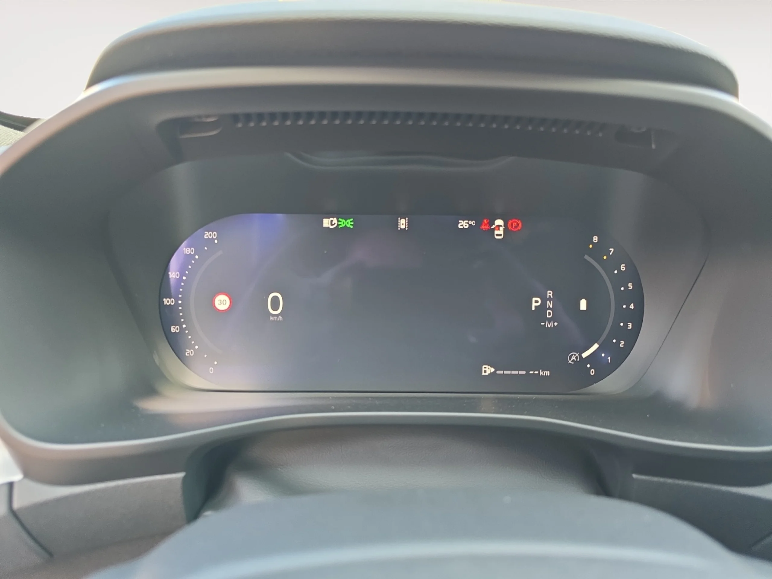 VOLVO XC40 2.0 B3 G CORE AUTO - Foto 7