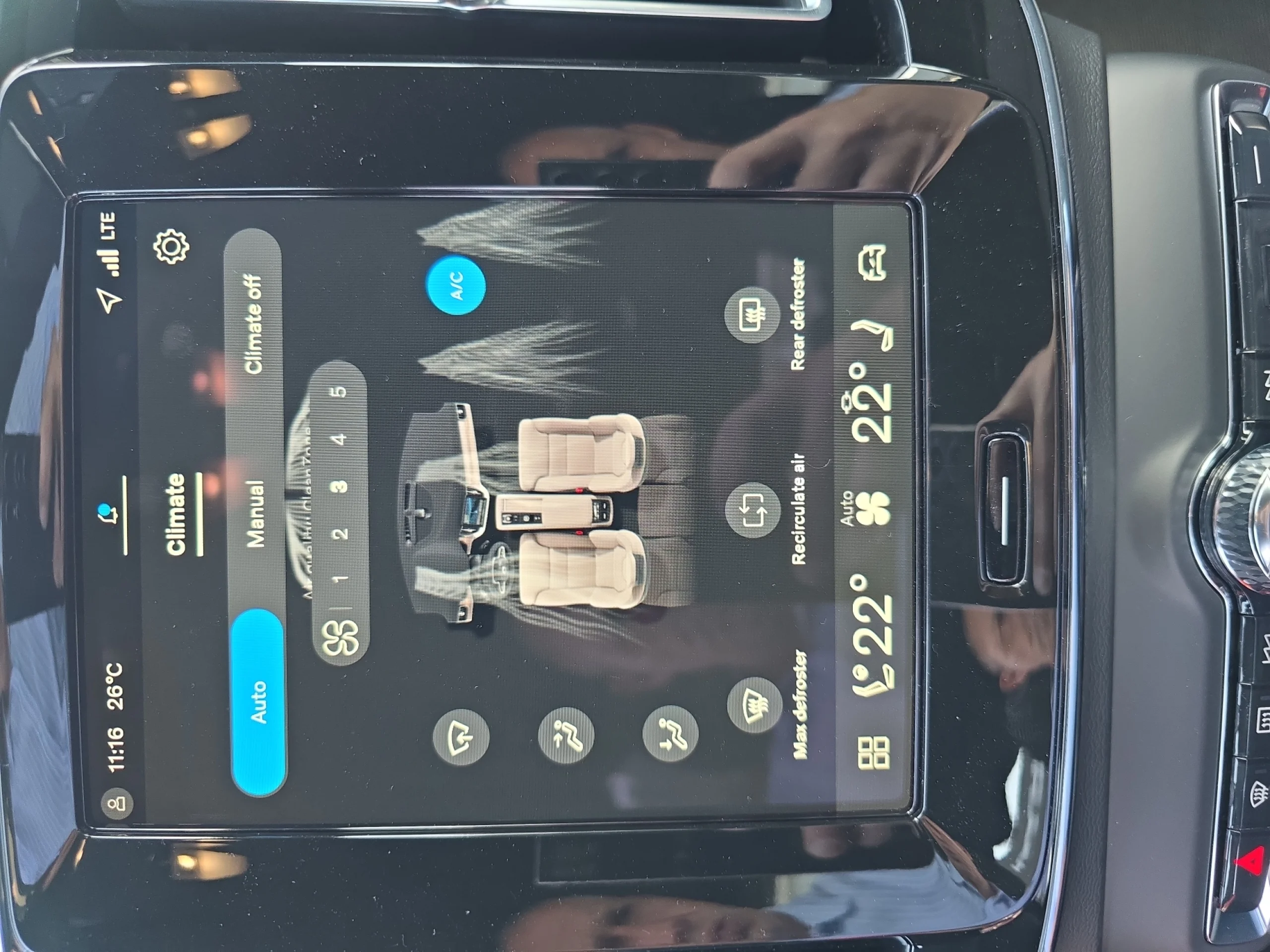 VOLVO XC40 2.0 B3 G CORE AUTO - Foto 14