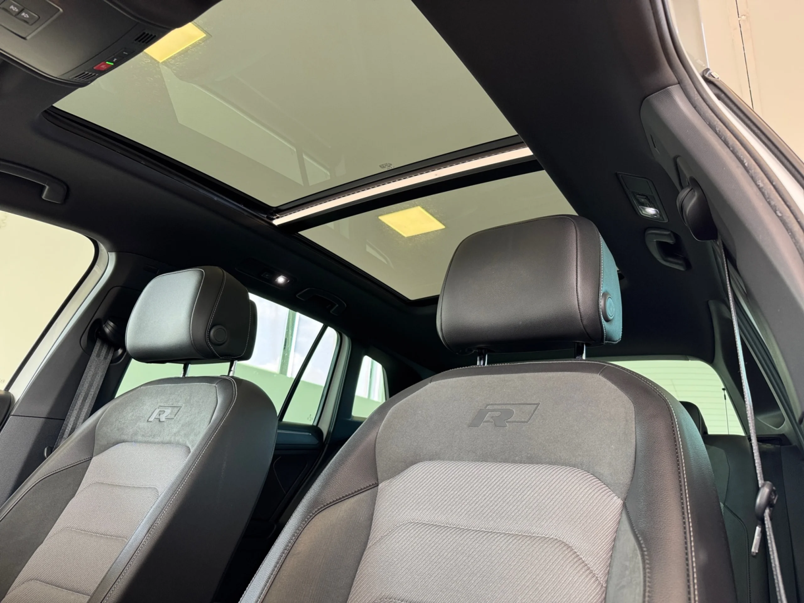 VOLKSWAGEN TIGUAN SPORT 2.0 TDI 110KW (150CV) DSG - Foto 15