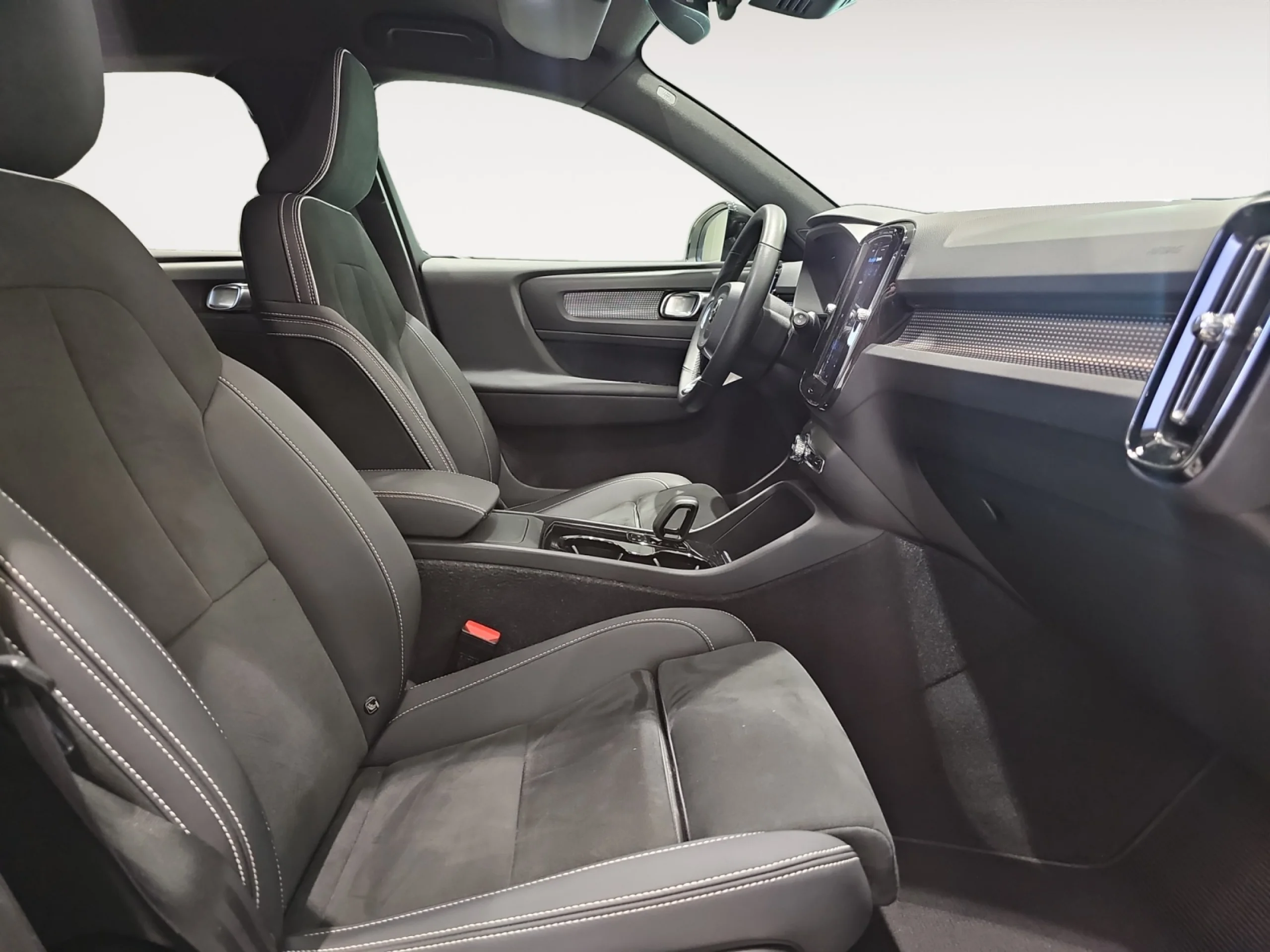 VOLVO XC40 RECHARGE ELÉCTRICO PLUS AUTO - Foto 5